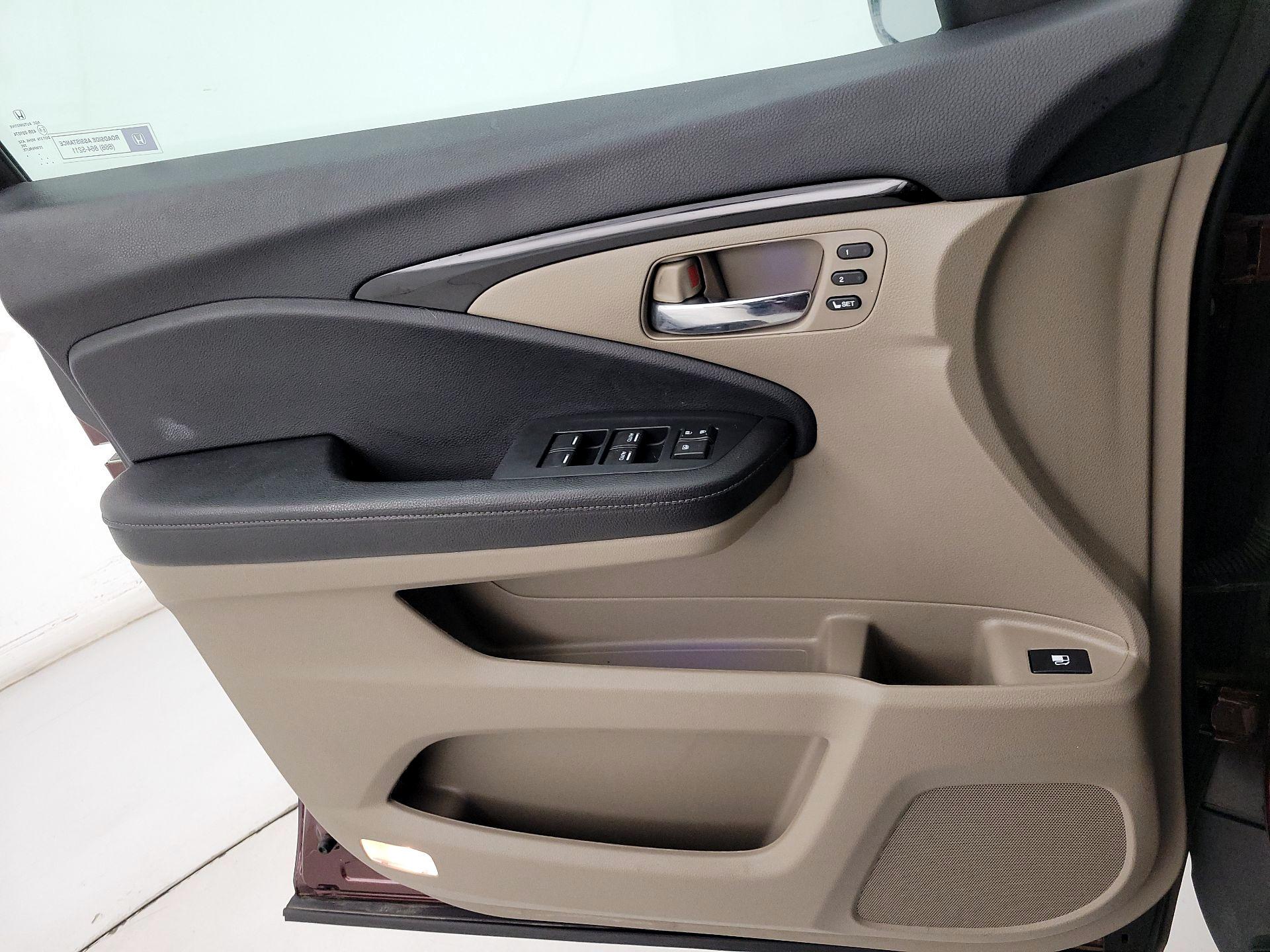 Thumbnail: 2020 Honda Ridgeline - 12