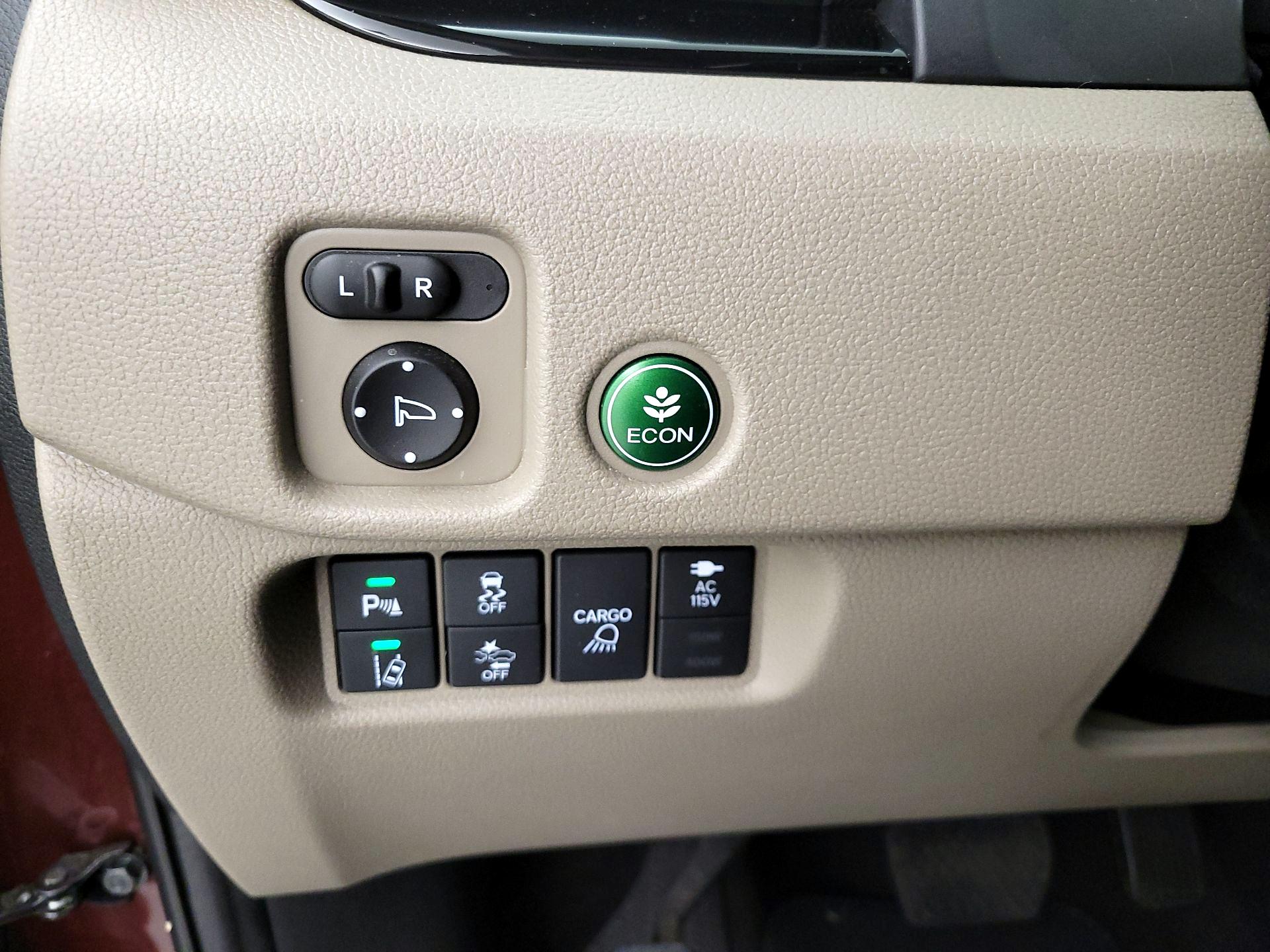 Thumbnail: 2020 Honda Ridgeline - 13