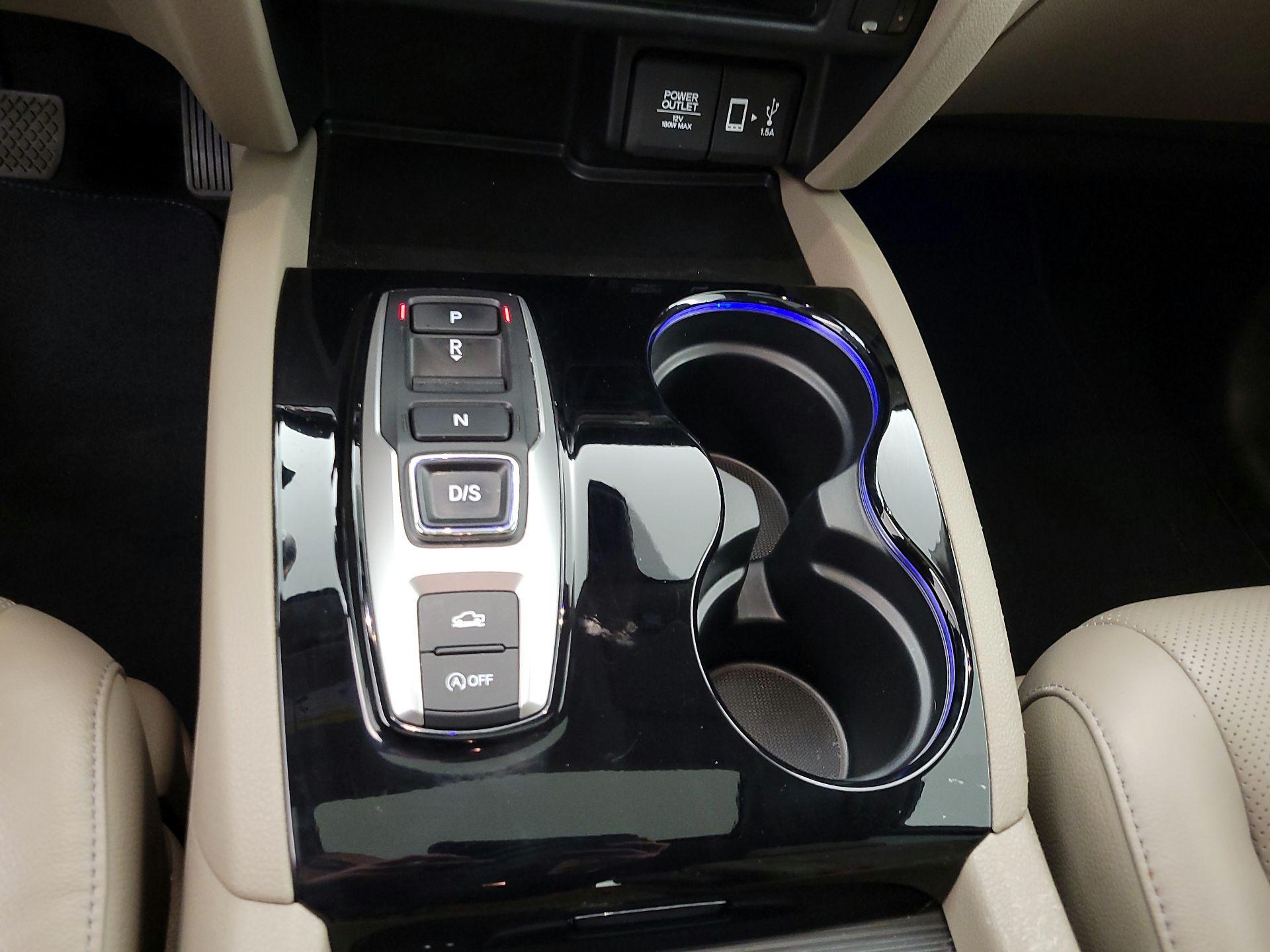 Thumbnail: 2020 Honda Ridgeline - 18