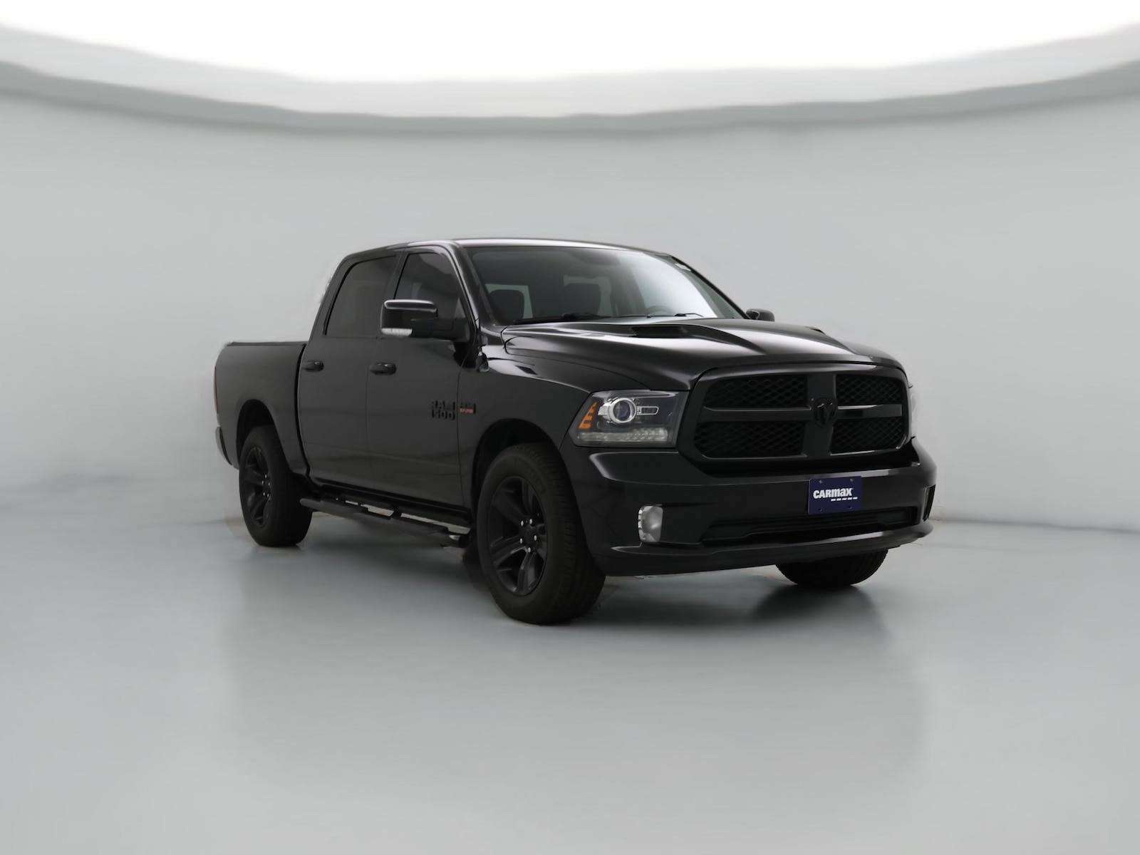 2018 RAM Ram 1500 Pickup Night