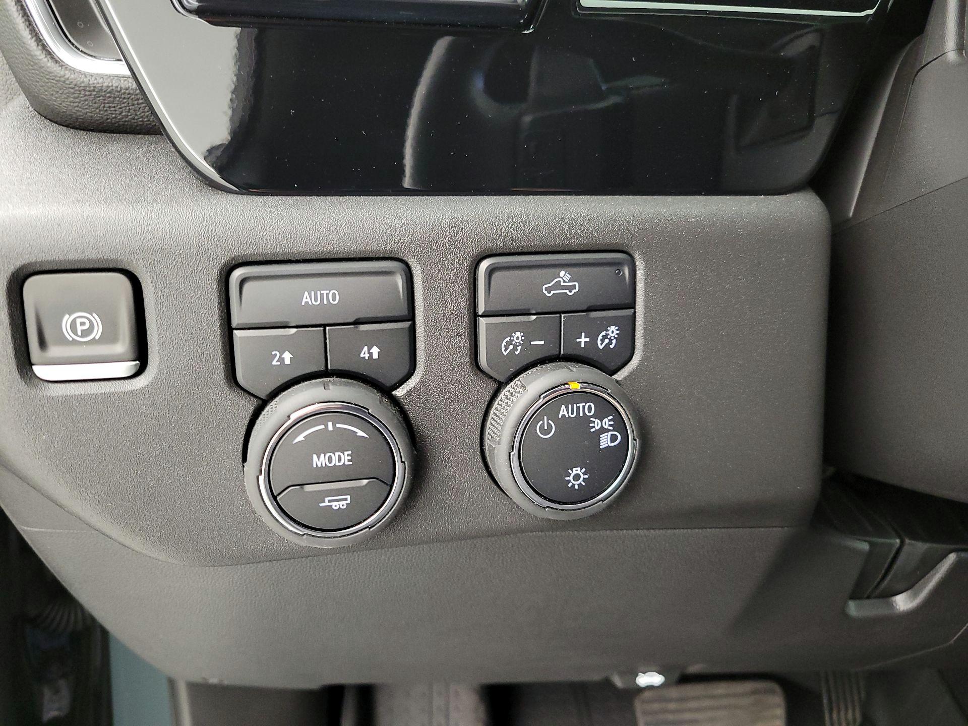 Thumbnail: 2025 Chevrolet Silverado 1500 - 13