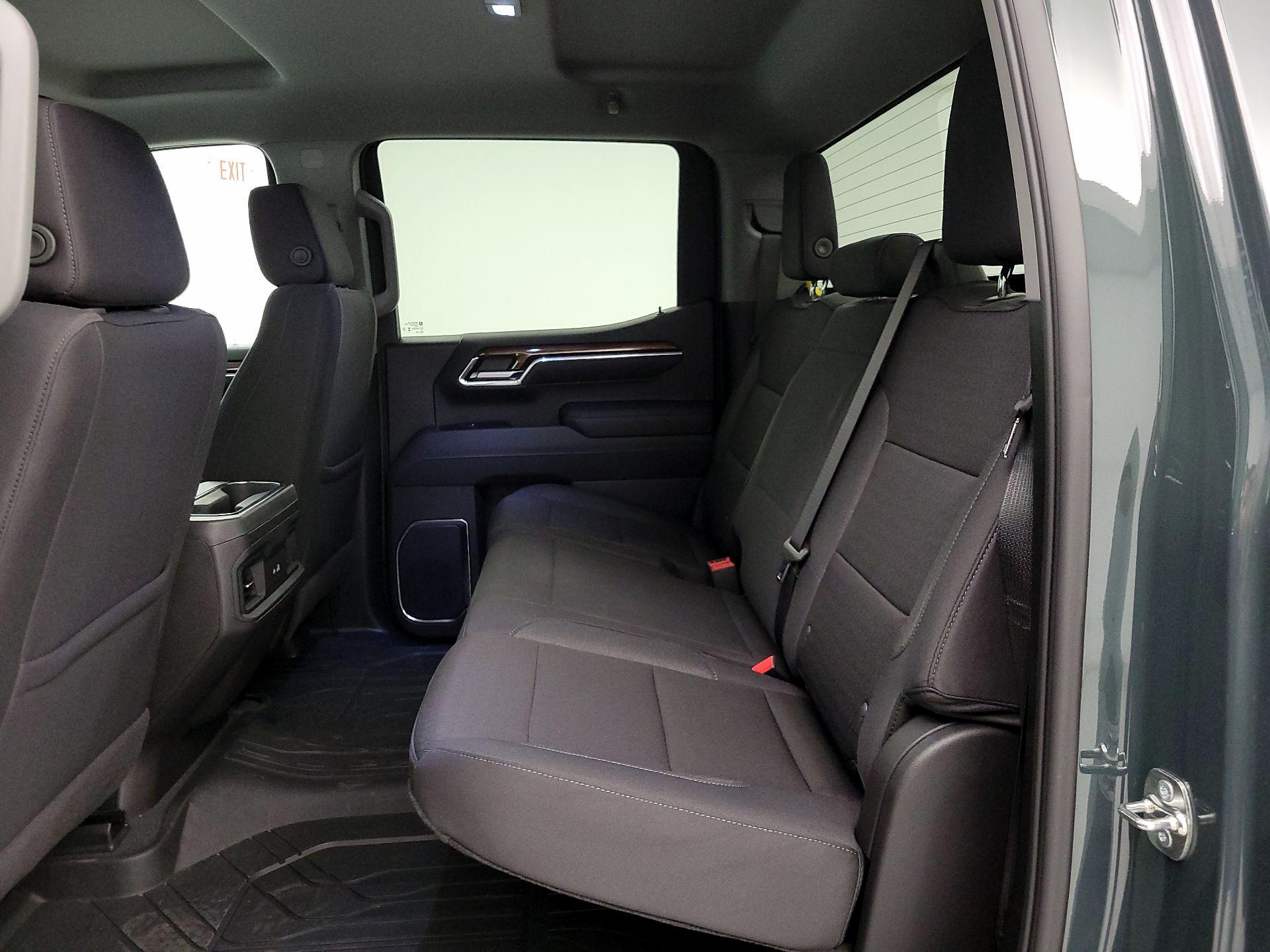 Thumbnail: 2025 Chevrolet Silverado 1500 - 20