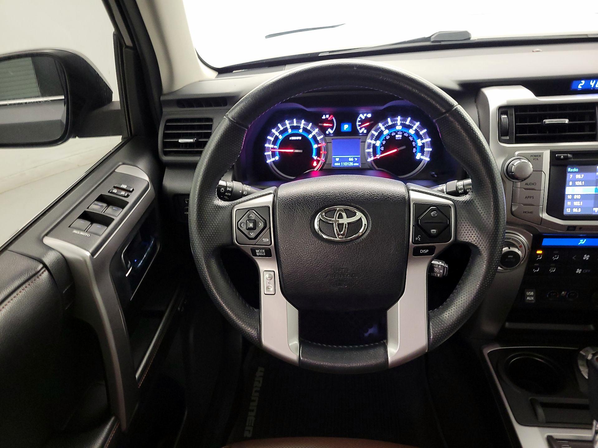 Thumbnail: 2016 Toyota 4Runner - 10