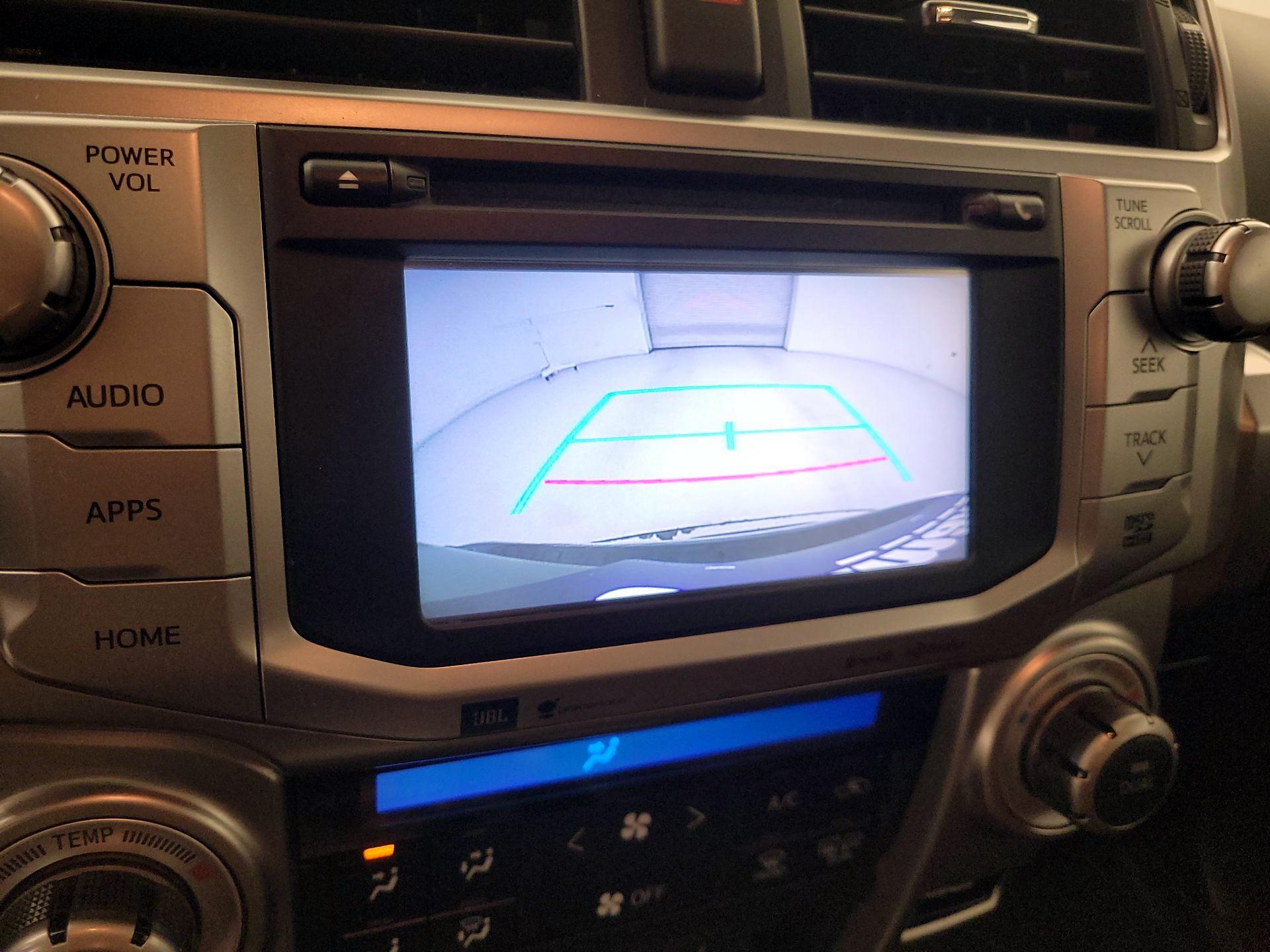 Thumbnail: 2016 Toyota 4Runner - 14