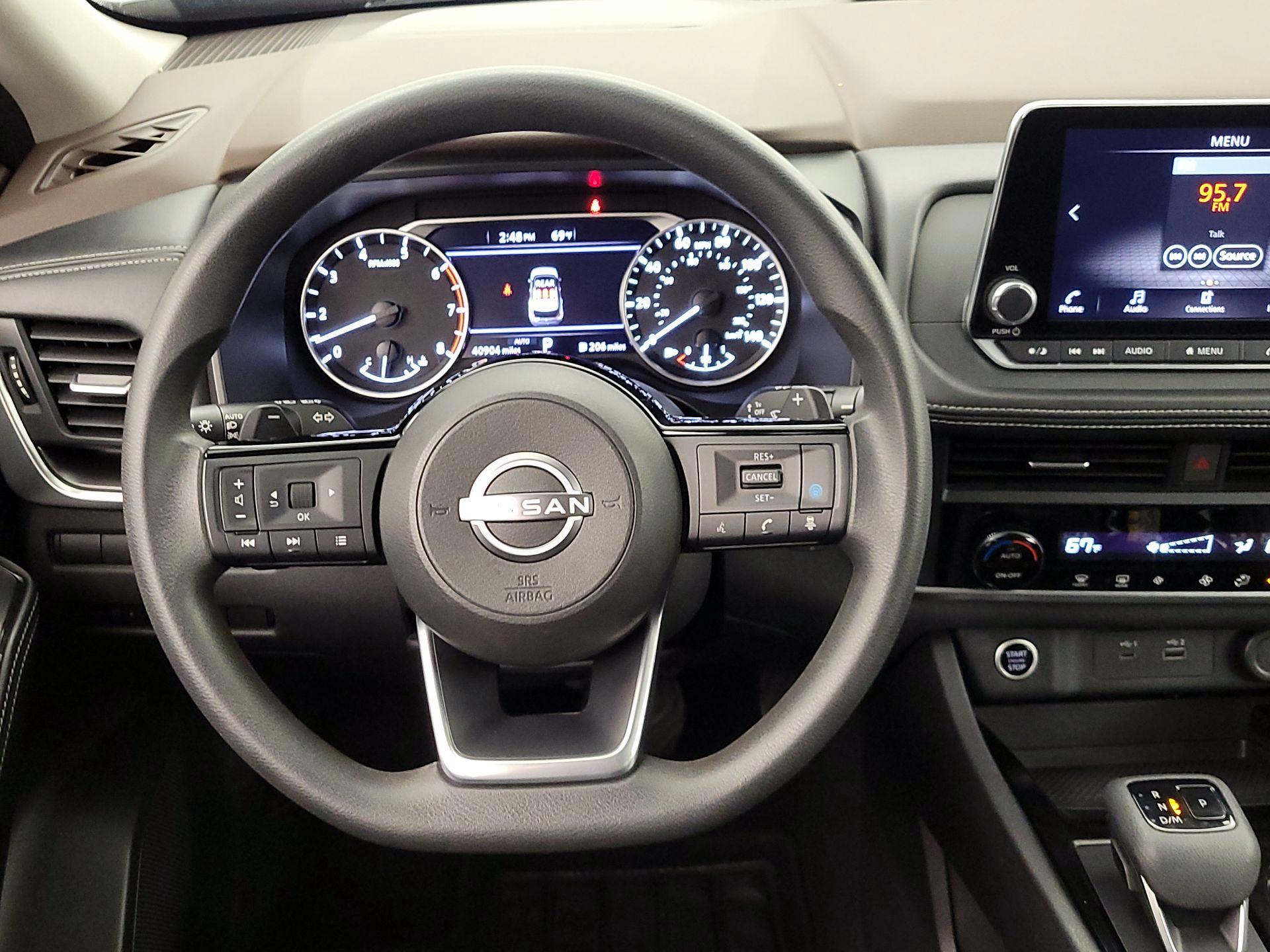 Thumbnail: 2023 Nissan Rogue - 10