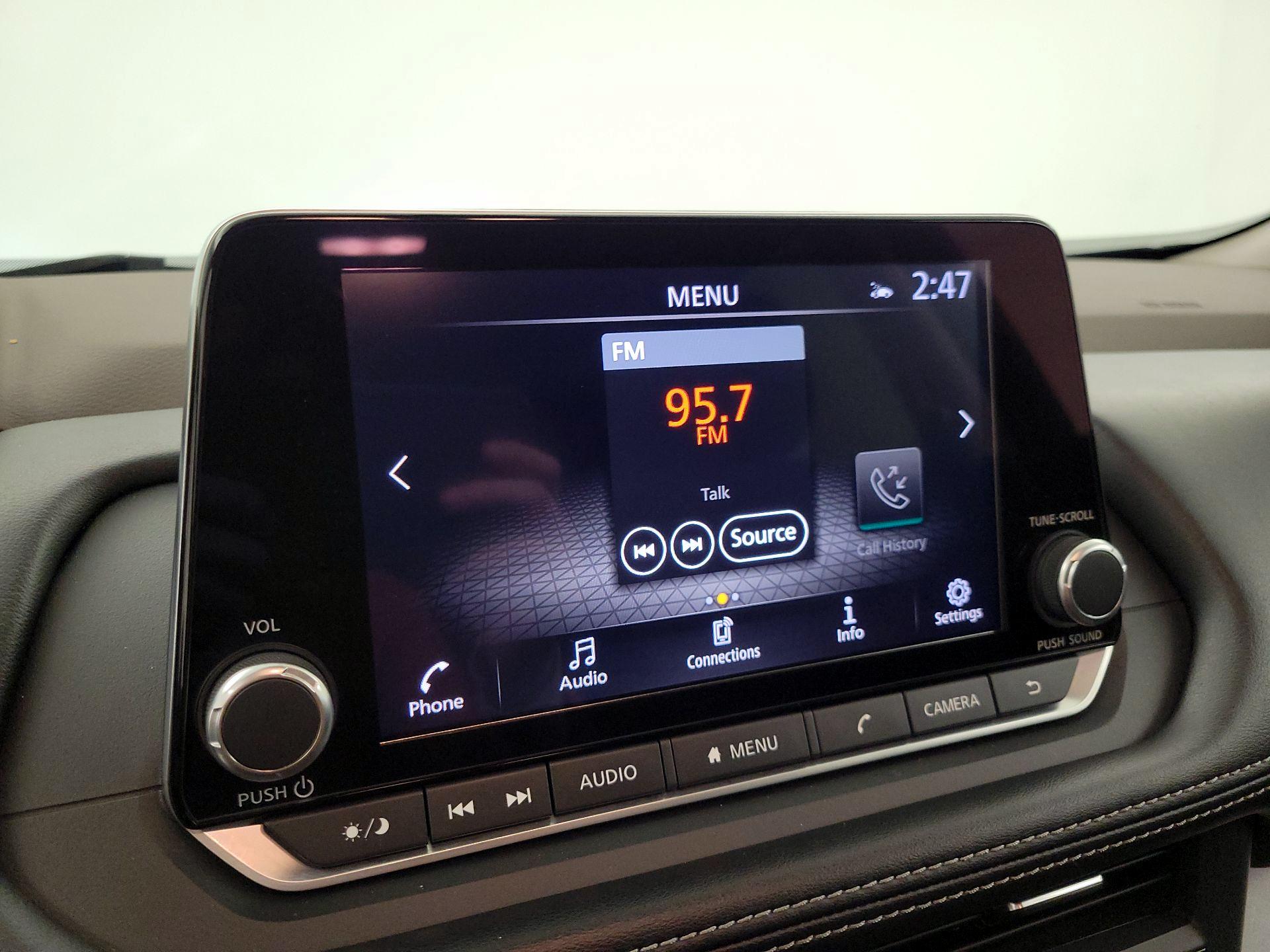 Thumbnail: 2023 Nissan Rogue - 15