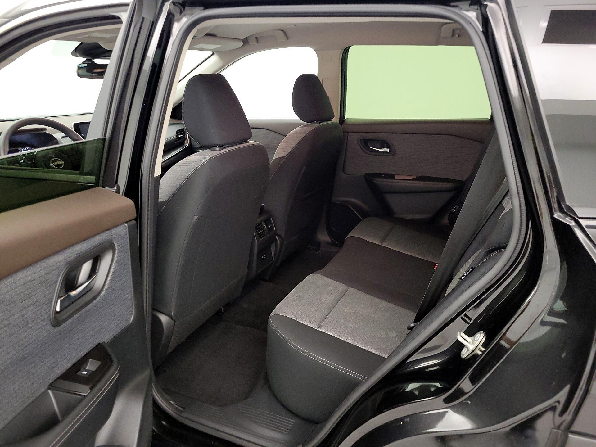 Thumbnail: 2023 Nissan Rogue - 19