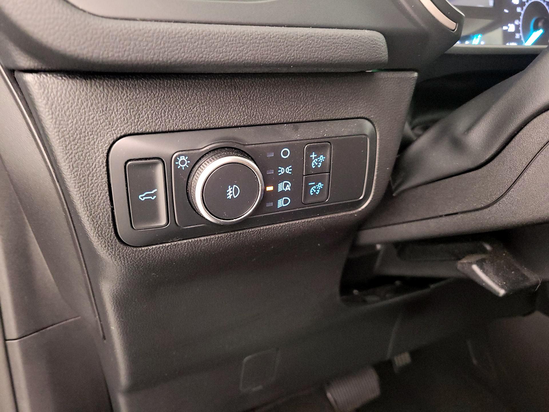 Thumbnail: 2022 Ford Escape - 13