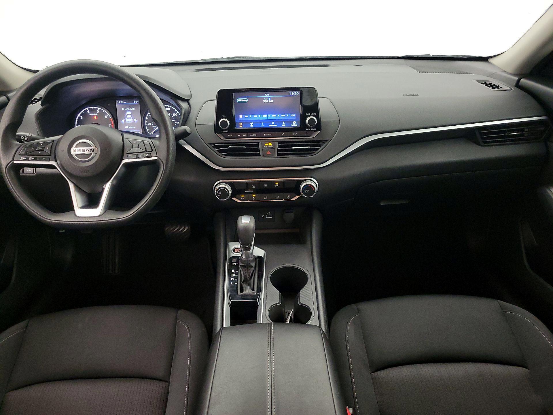 Thumbnail: 2022 Nissan Altima - 9