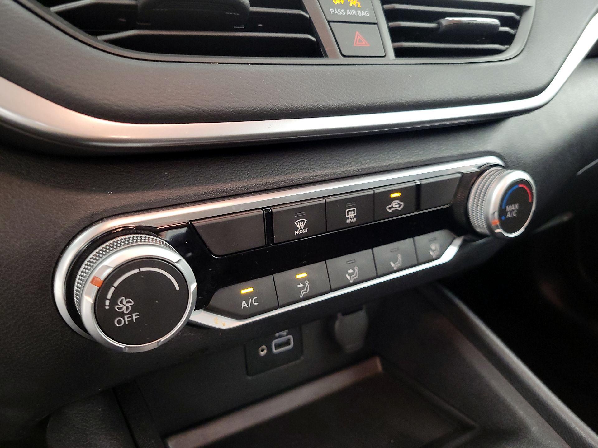 Thumbnail: 2022 Nissan Altima - 16