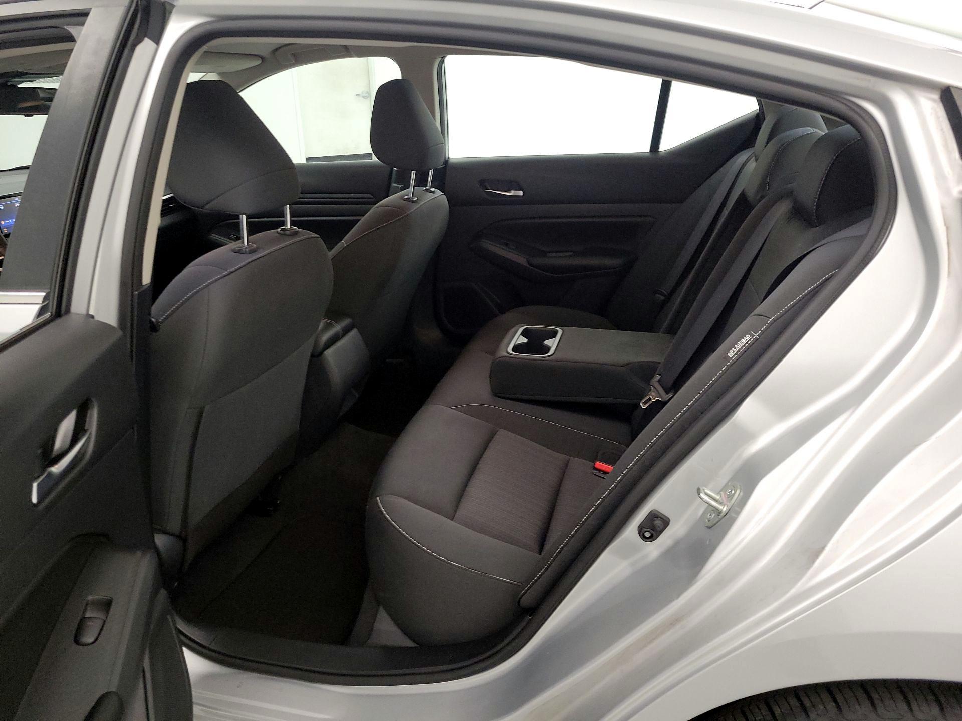 Thumbnail: 2022 Nissan Altima - 19