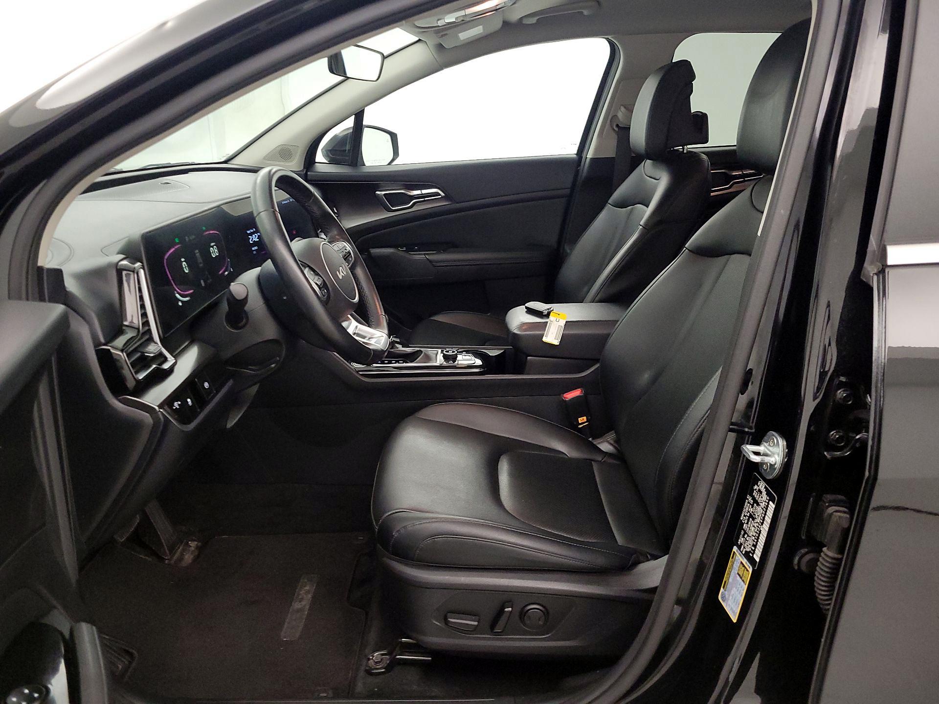 Thumbnail: 2023 Kia Sportage - 11