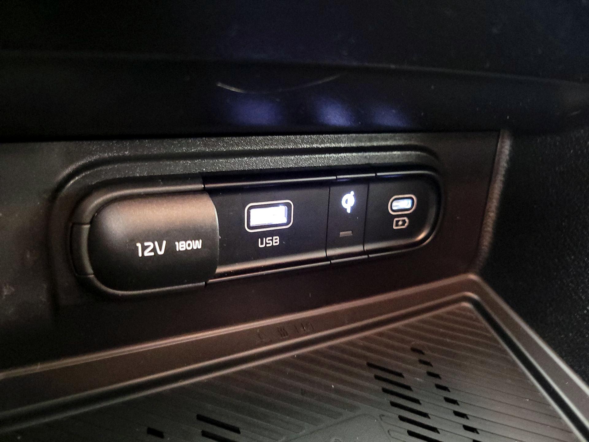 Thumbnail: 2023 Kia Sportage - 19