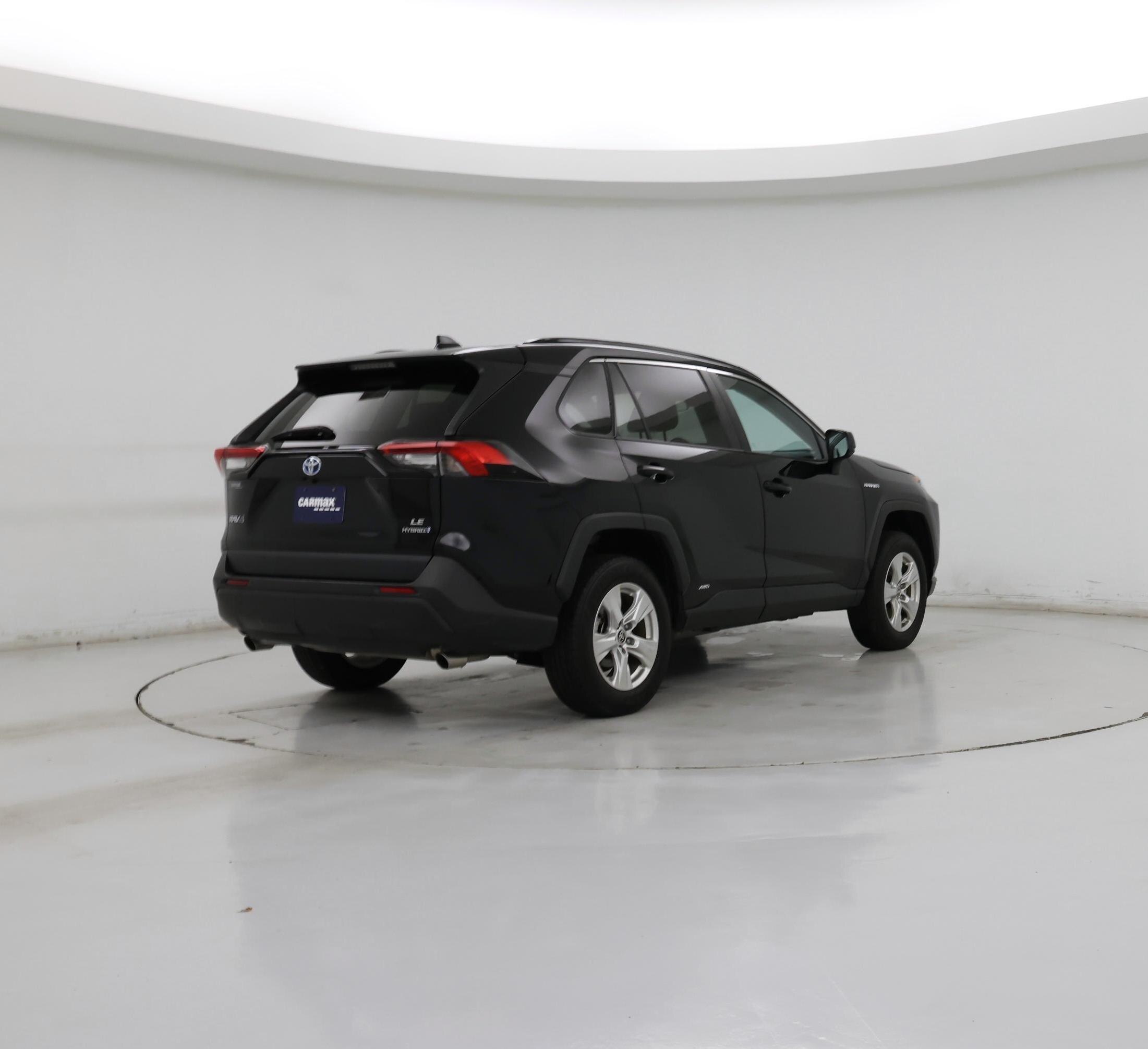 Thumbnail: 2021 Toyota RAV4 - 8