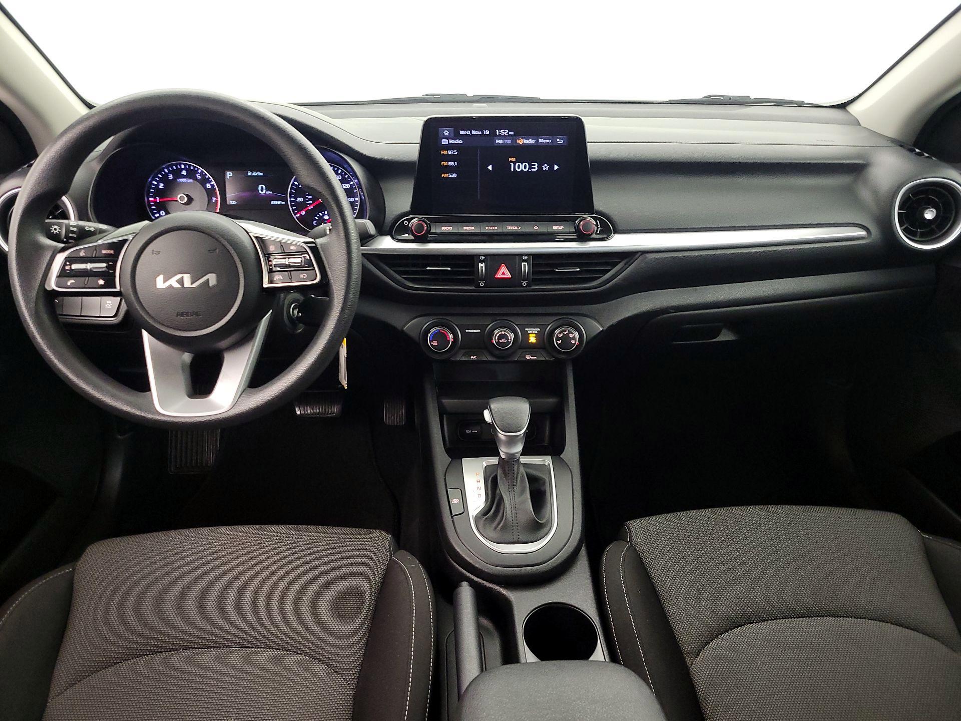 Thumbnail: 2023 Kia Forte - 9