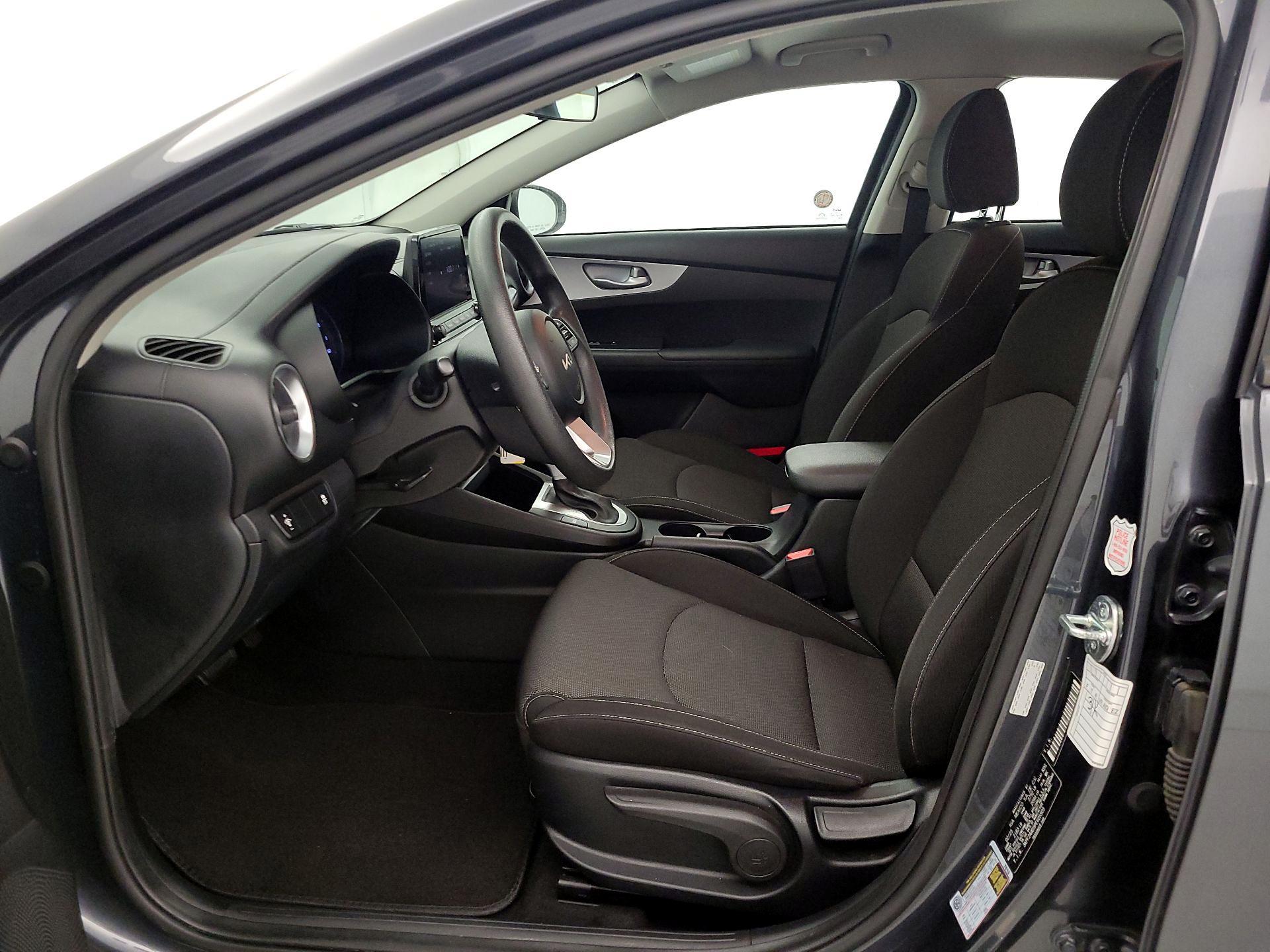 Thumbnail: 2023 Kia Forte - 11