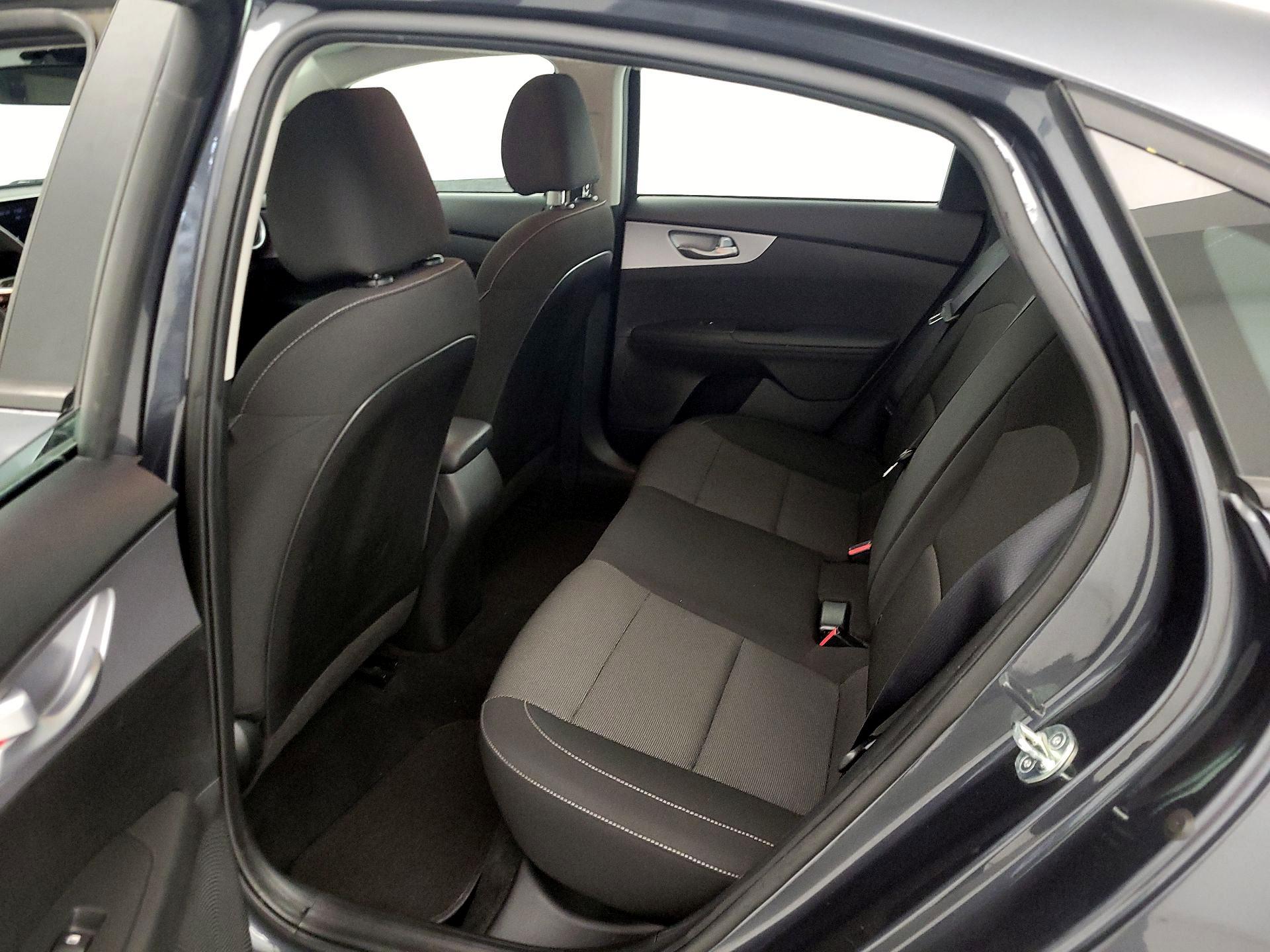 Thumbnail: 2023 Kia Forte - 18