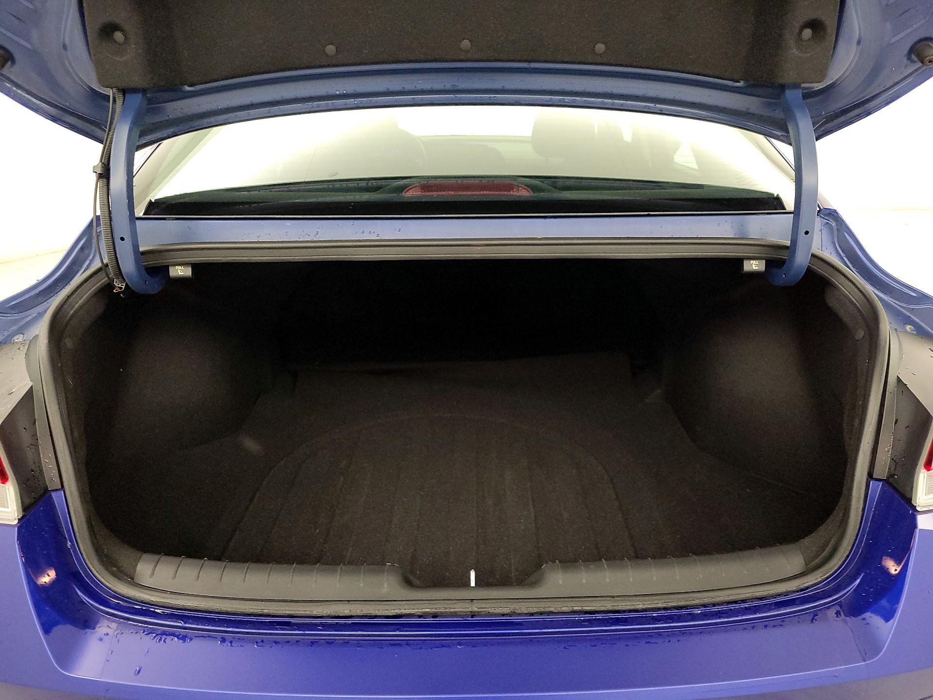 Thumbnail: 2022 Hyundai Elantra - 20