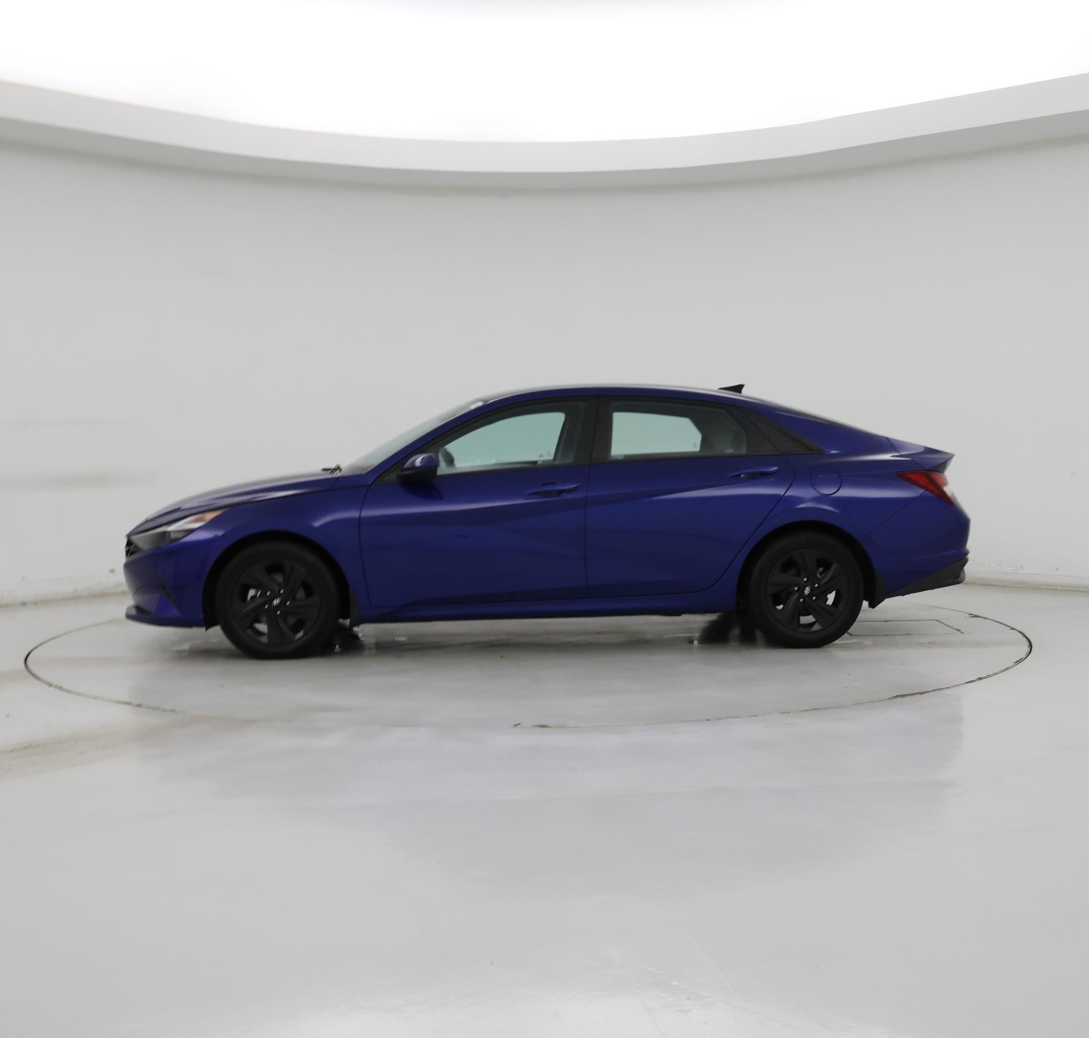 Thumbnail: 2022 Hyundai Elantra - 3