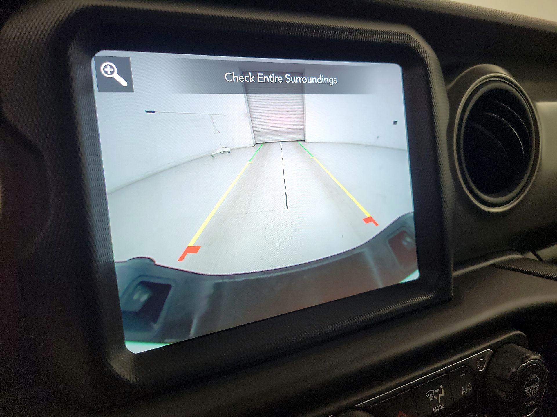 Thumbnail: 2022 Jeep Gladiator - 15