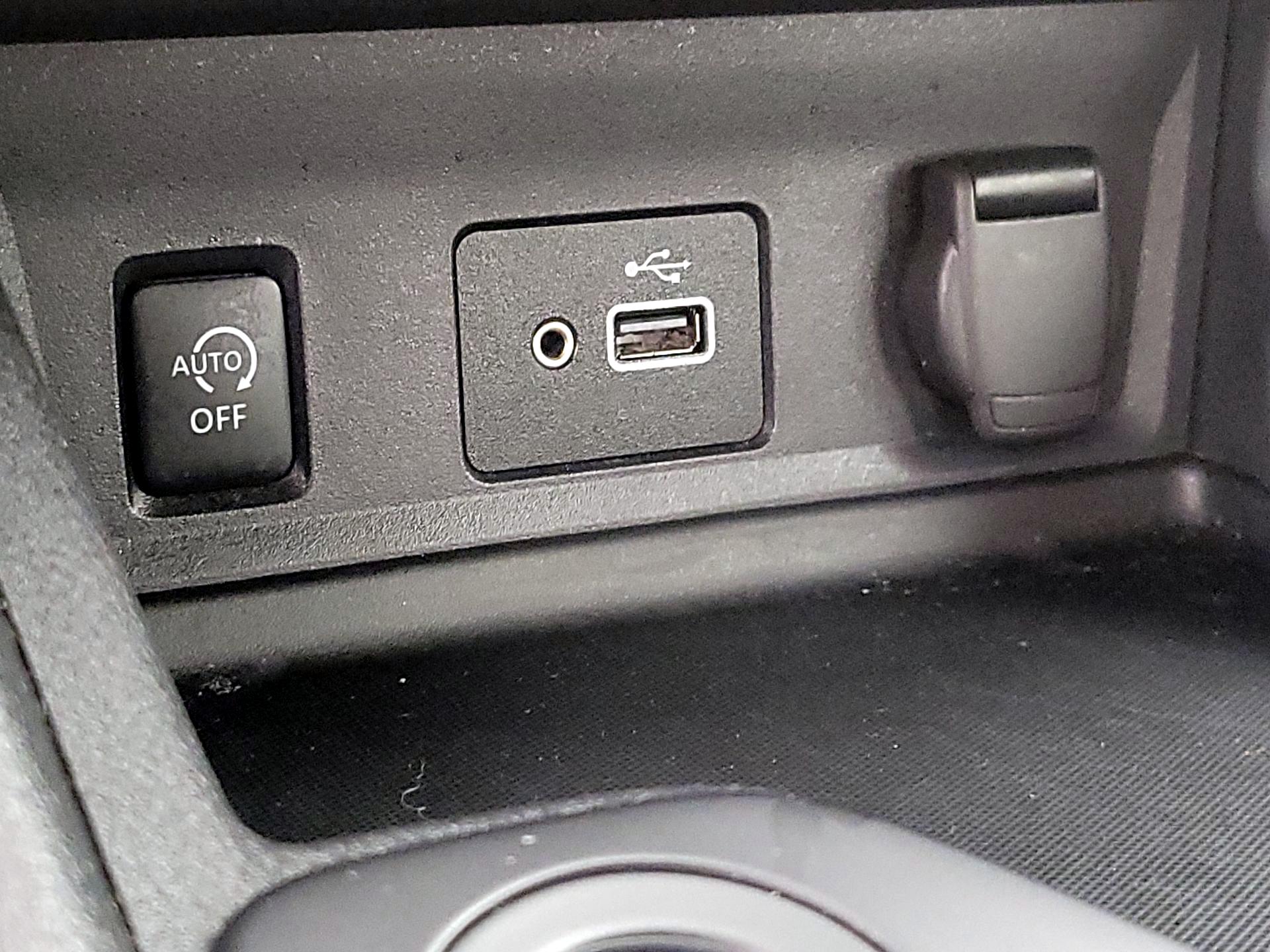 Thumbnail: 2024 Nissan Sentra - 18