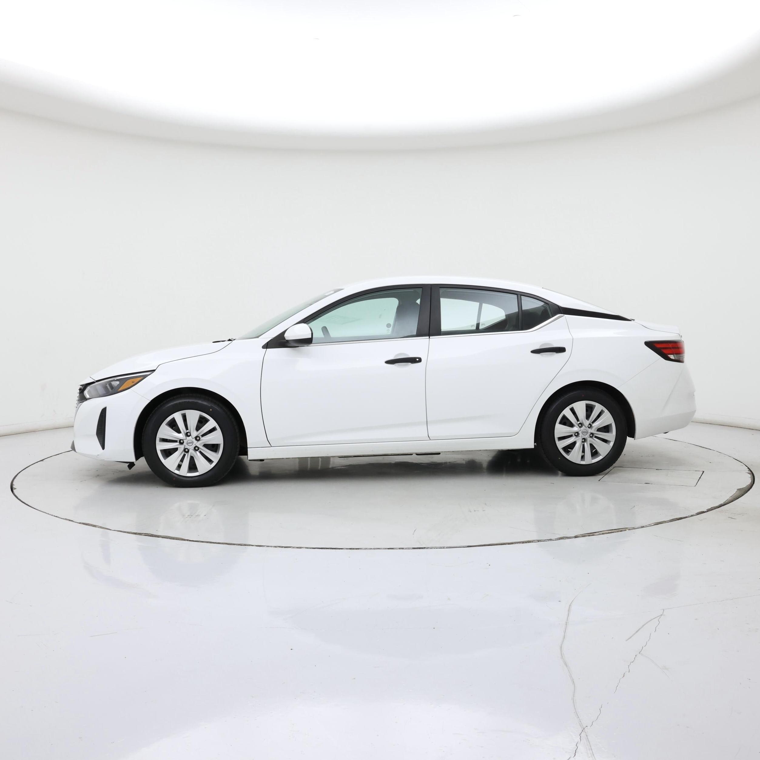 Thumbnail: 2024 Nissan Sentra - 3