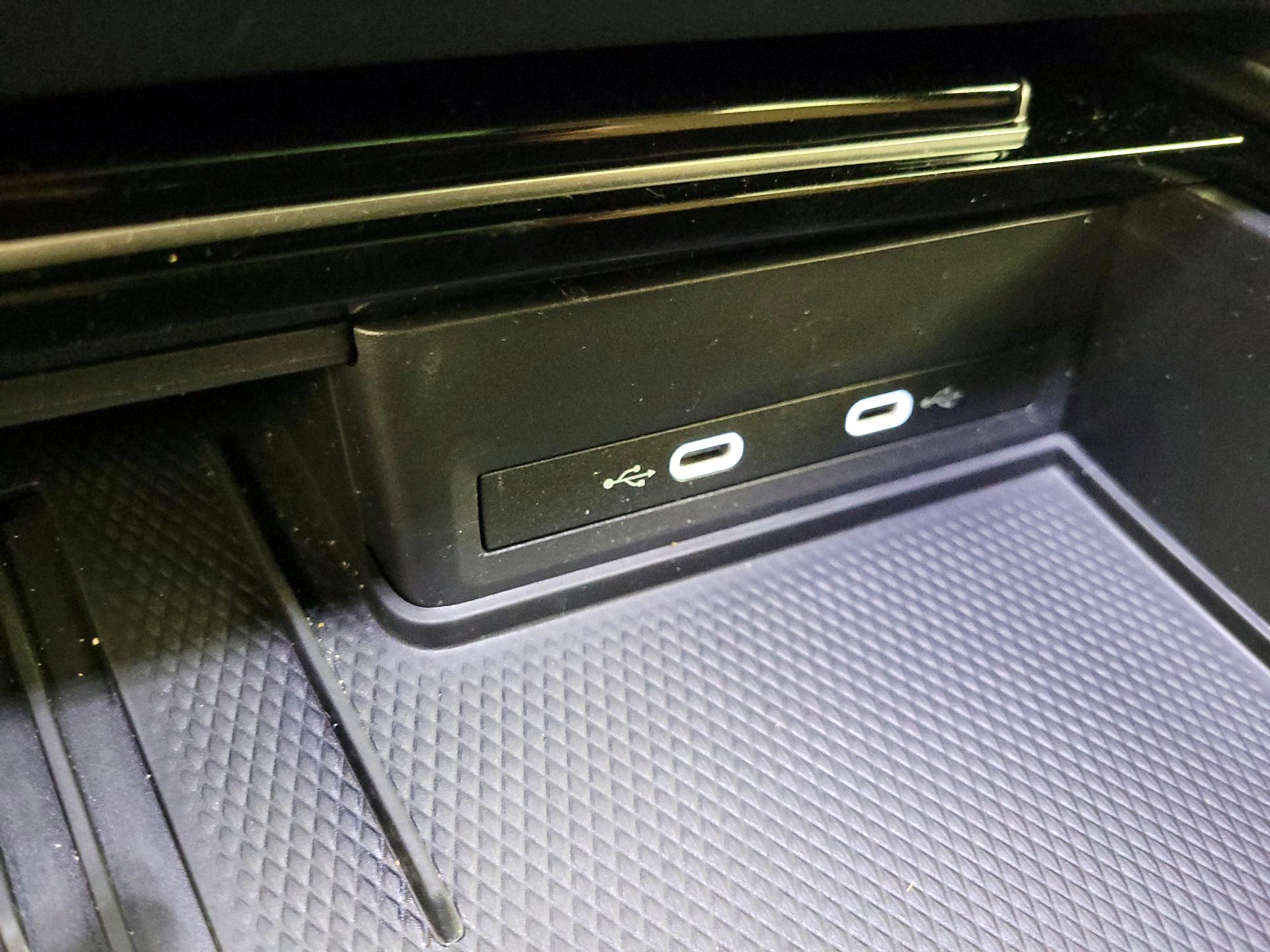 Thumbnail: 2025 Volkswagen Atlas - 18