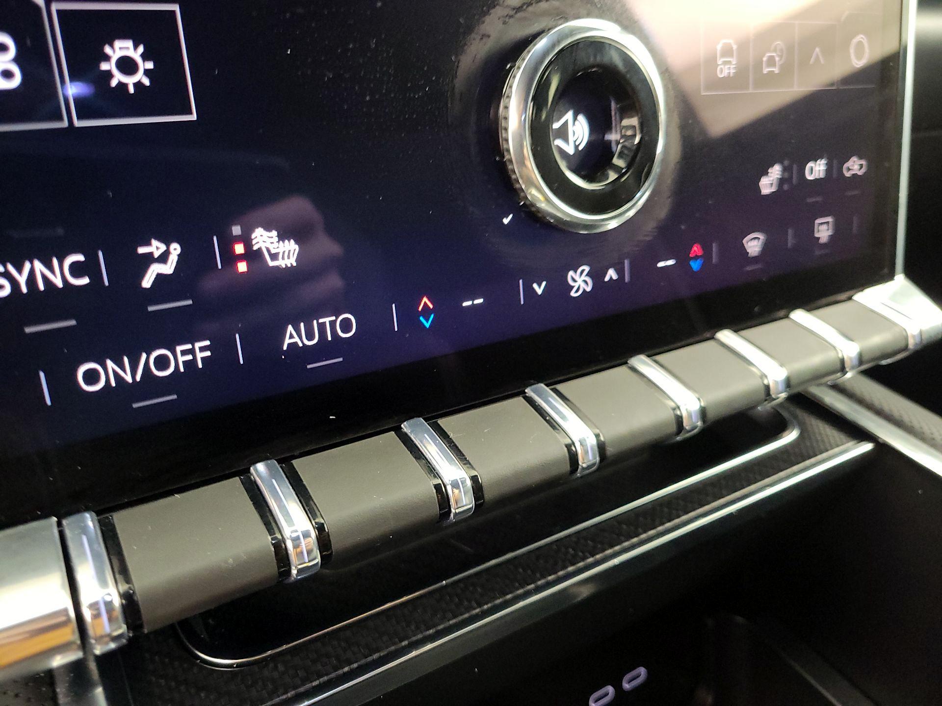 Thumbnail: 2026 GMC Sierra EV - 16