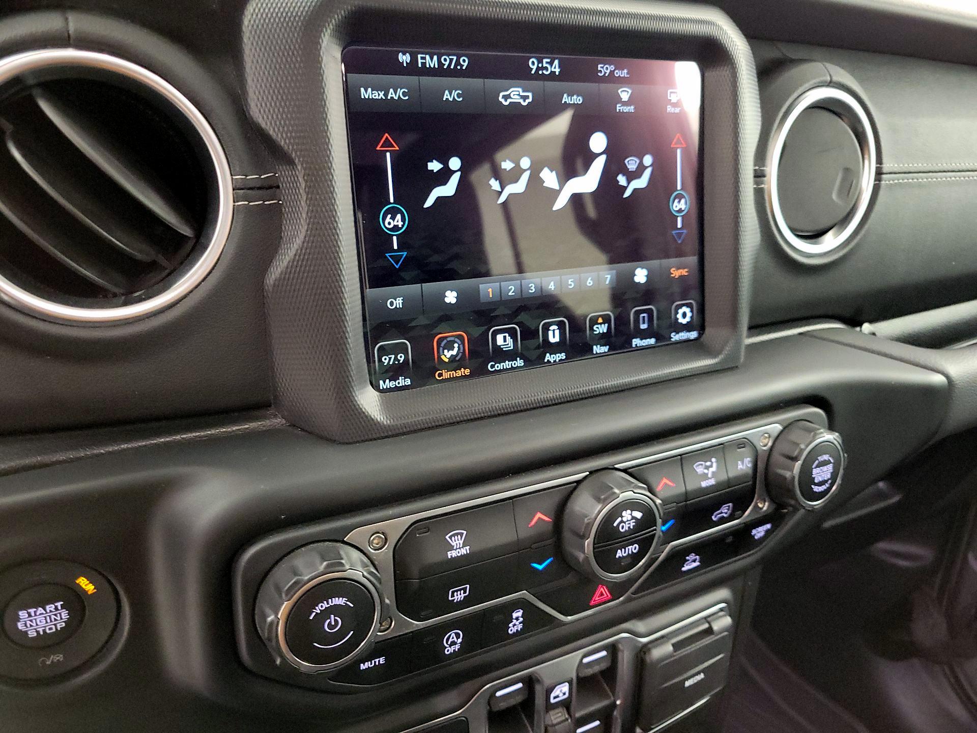 Thumbnail: 2020 Jeep Gladiator - 17