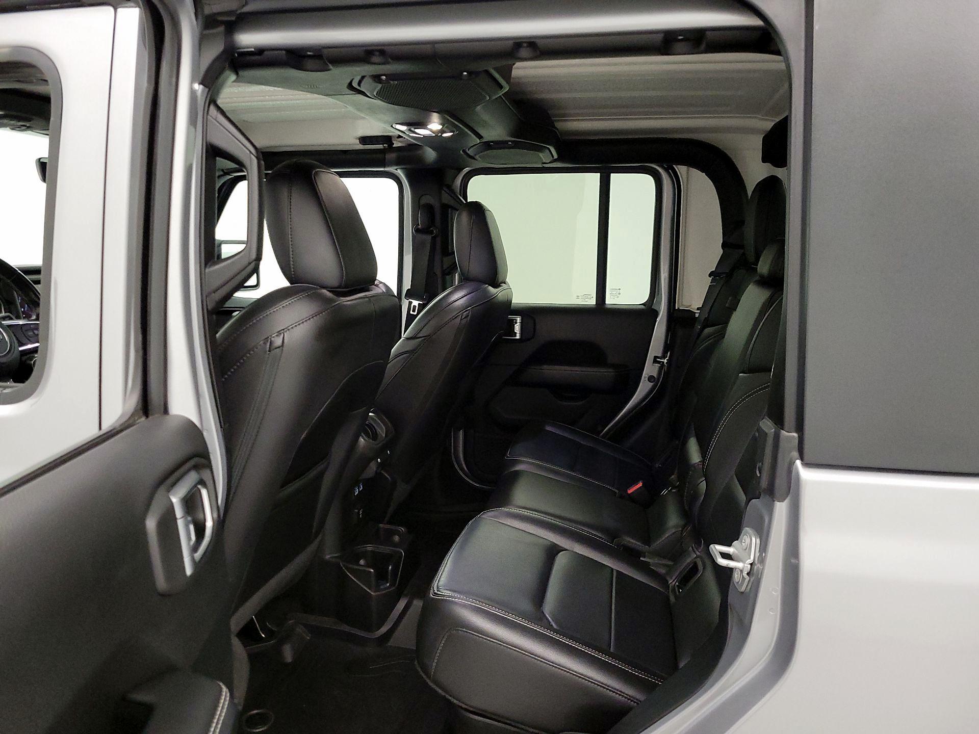 Thumbnail: 2020 Jeep Gladiator - 20