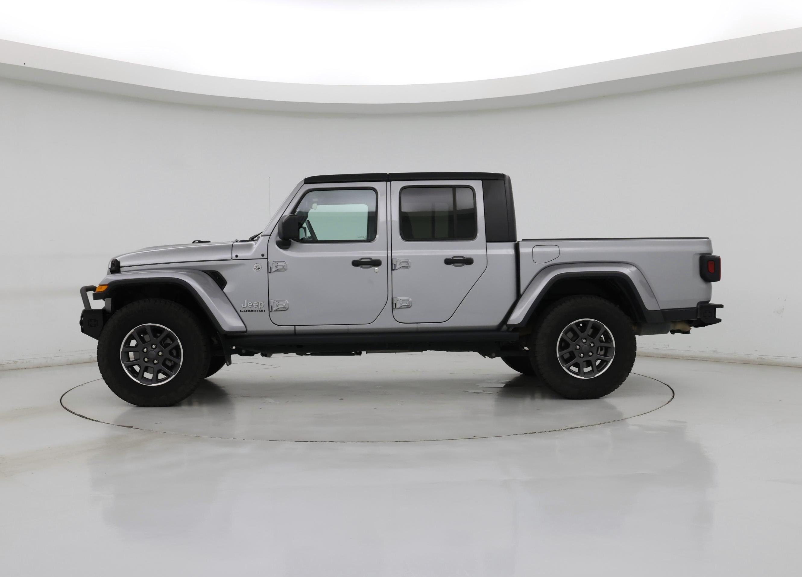 Thumbnail: 2020 Jeep Gladiator - 3