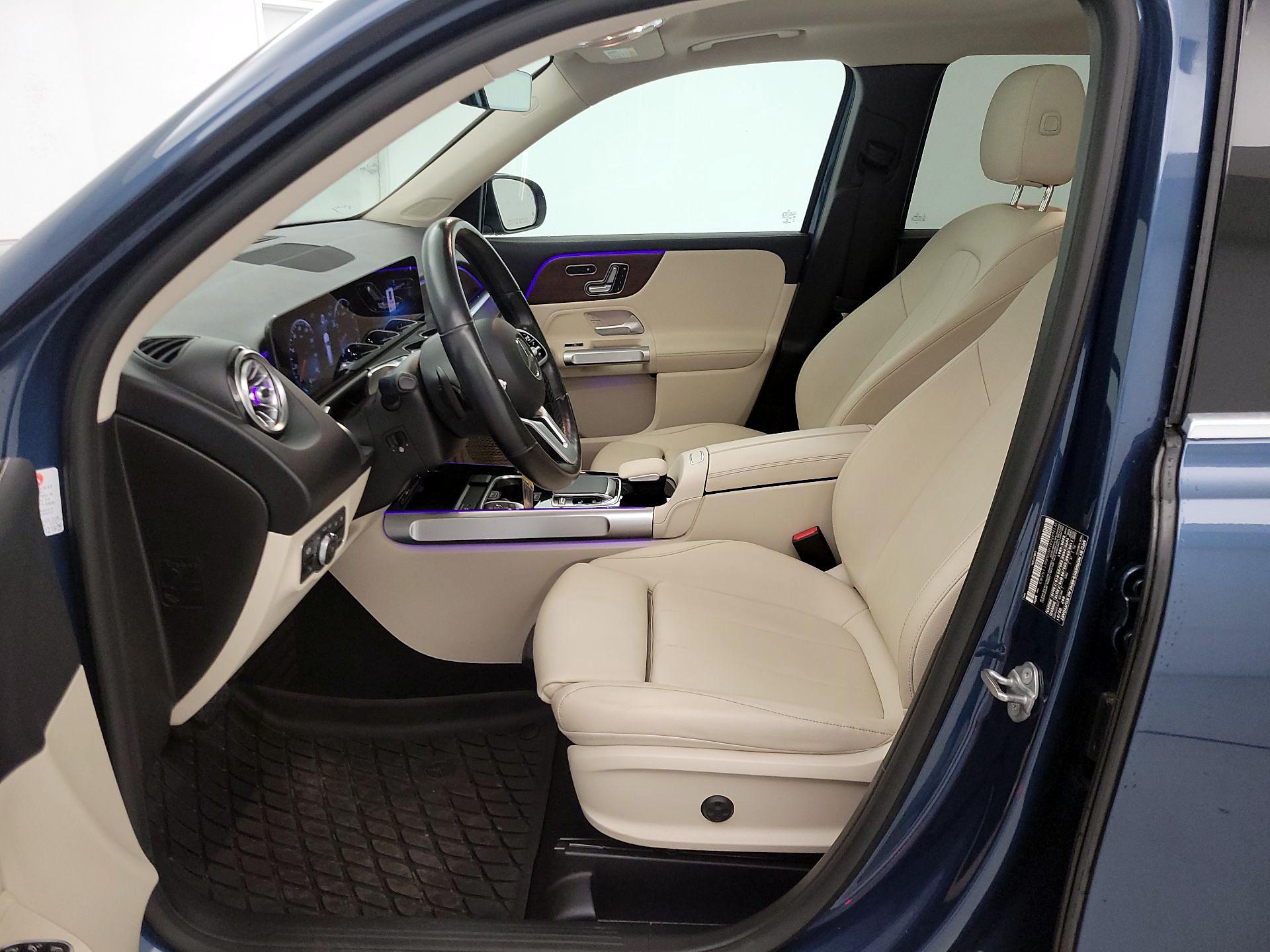 Thumbnail: 2021 Mercedes-Benz GLB - 11