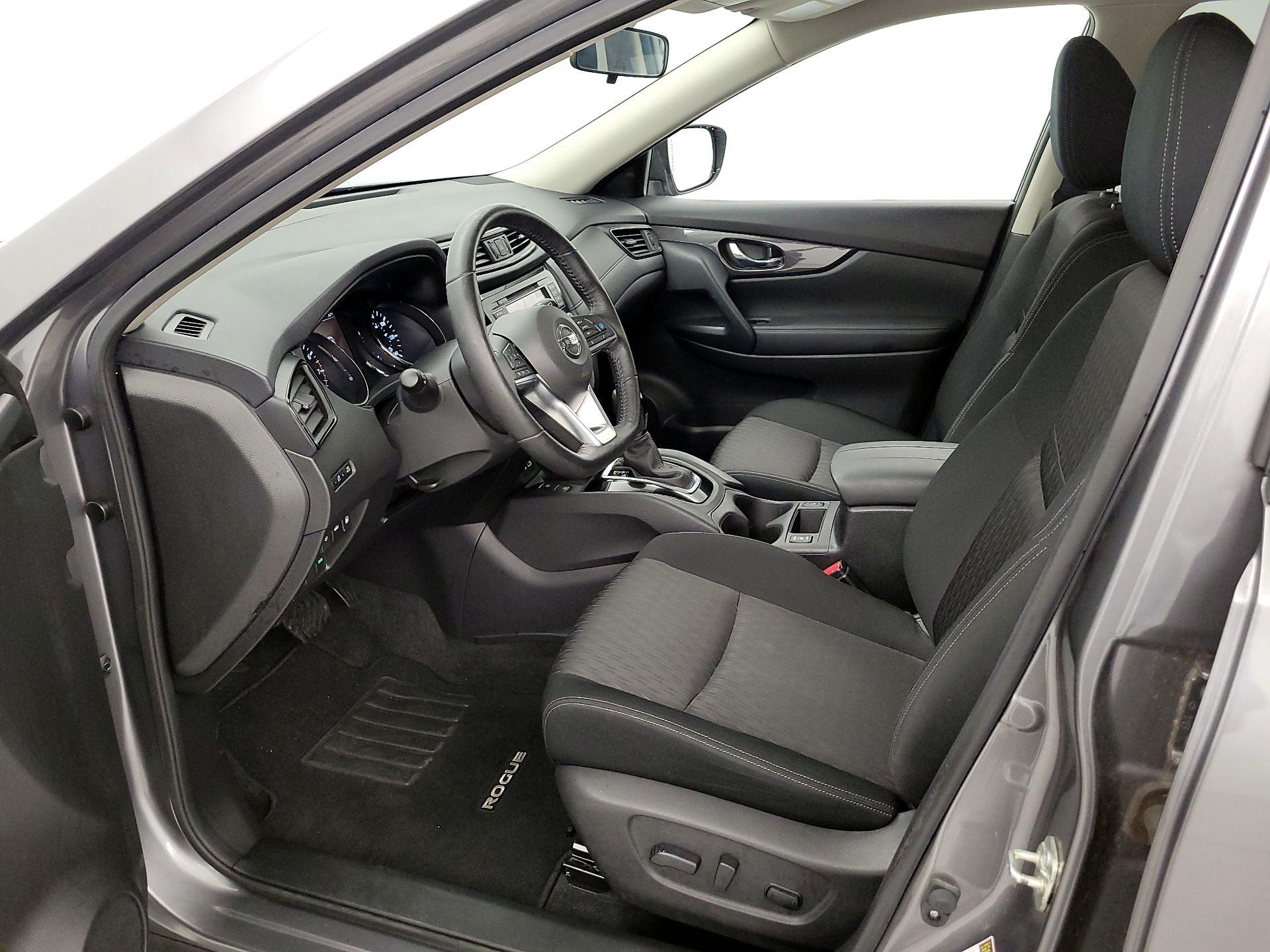 Thumbnail: 2019 Nissan Rogue - 11