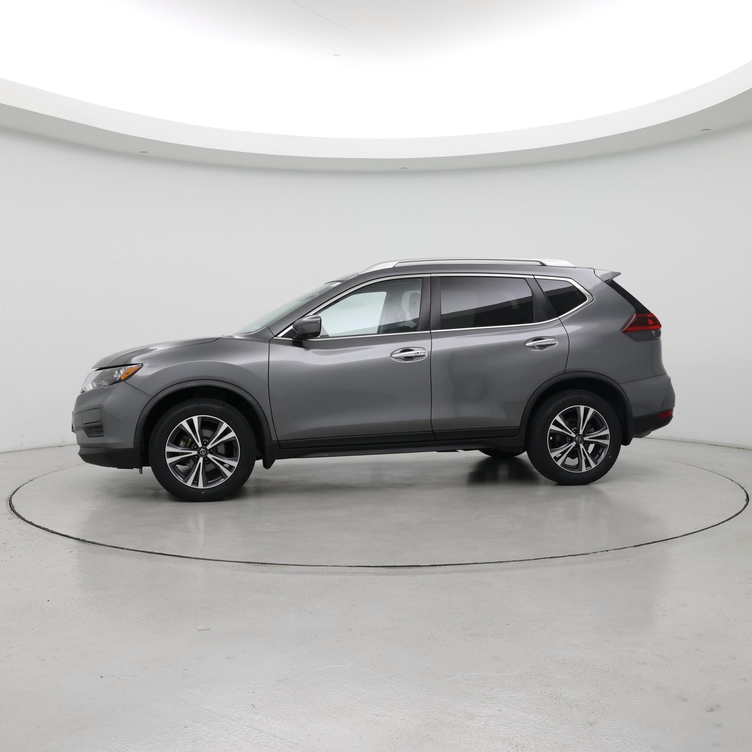 Thumbnail: 2019 Nissan Rogue - 3