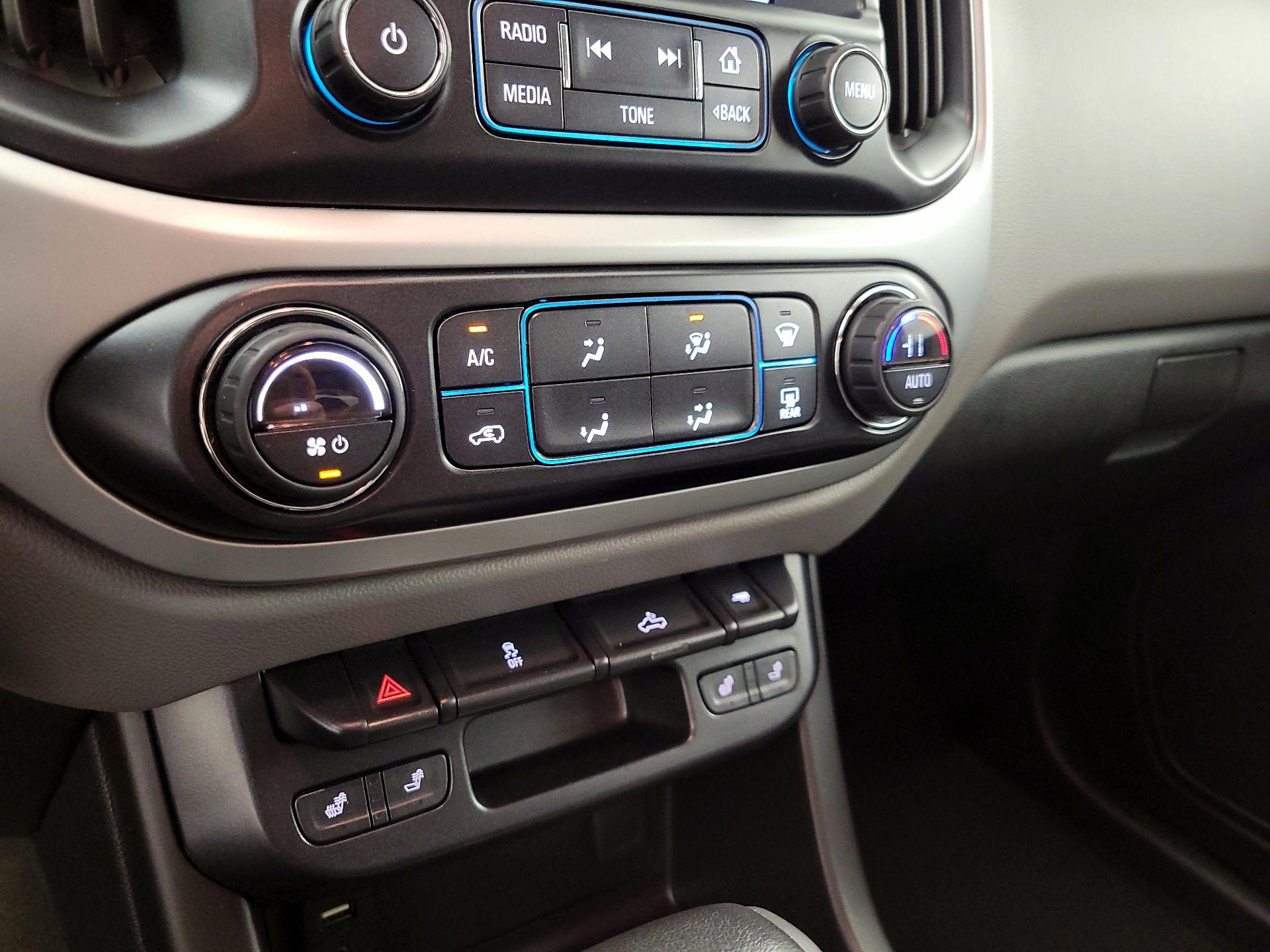 Thumbnail: 2016 Chevrolet Colorado - 16