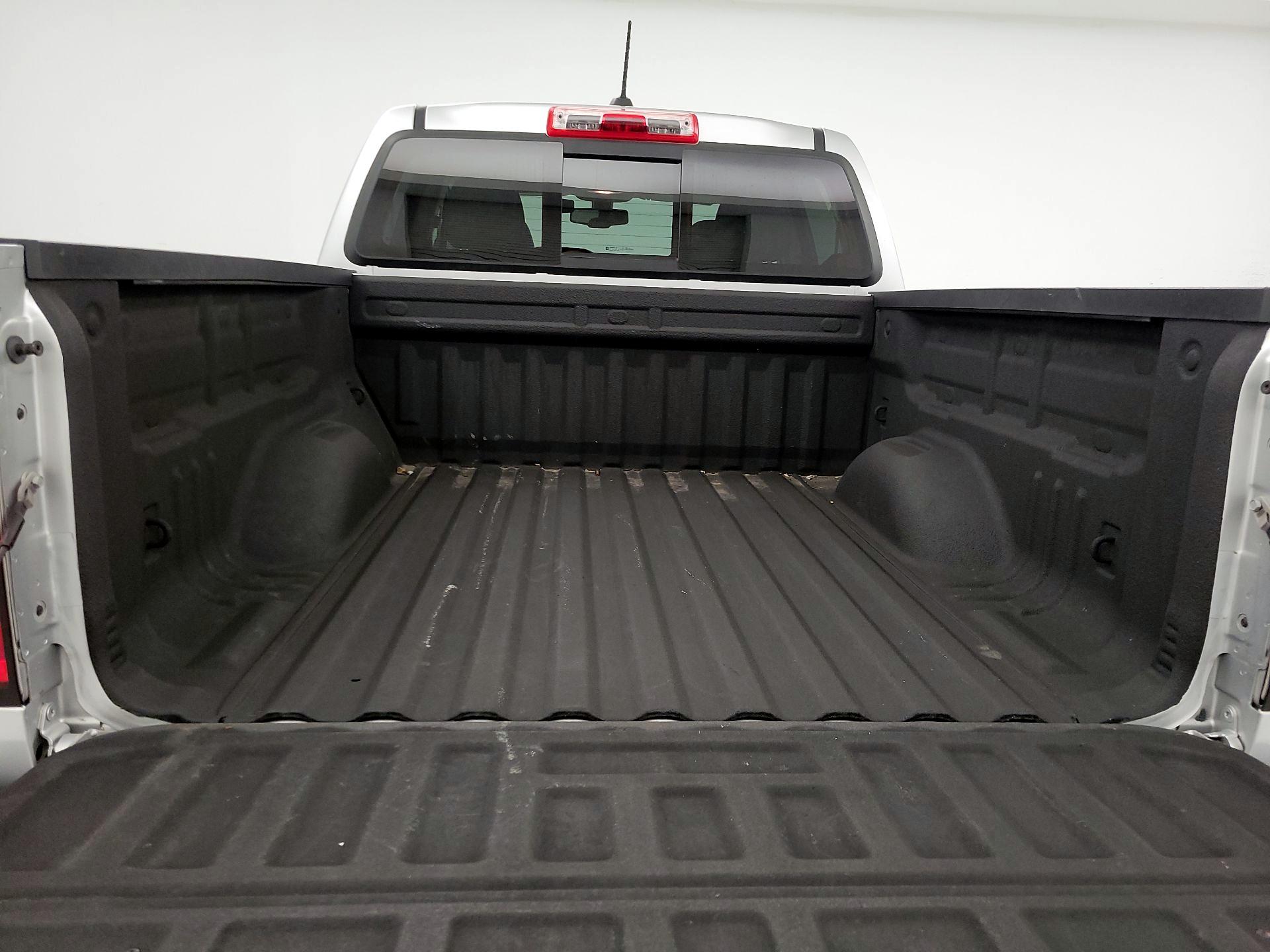 Thumbnail: 2016 Chevrolet Colorado - 20