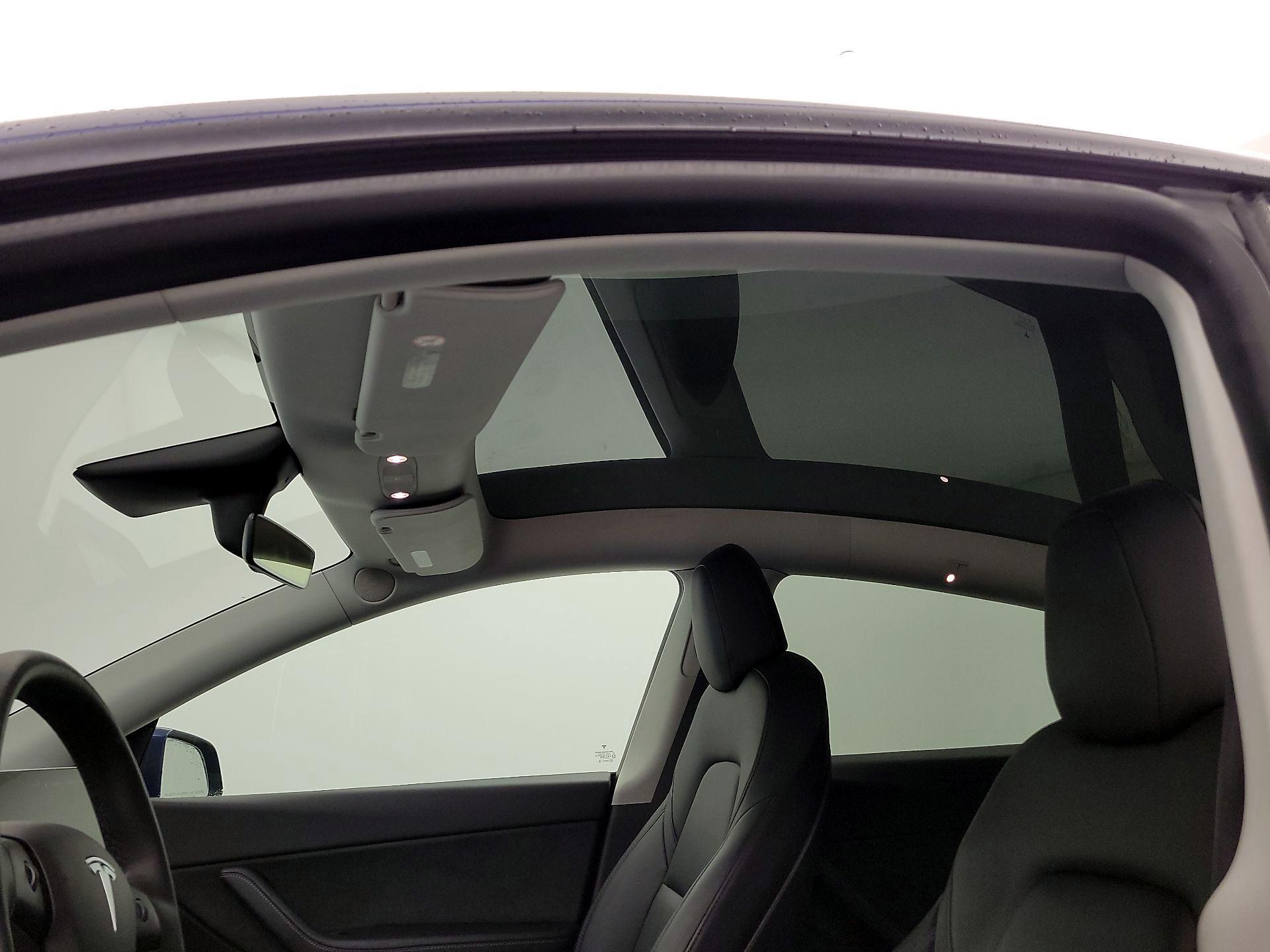 Thumbnail: 2021 Tesla Model Y - 18