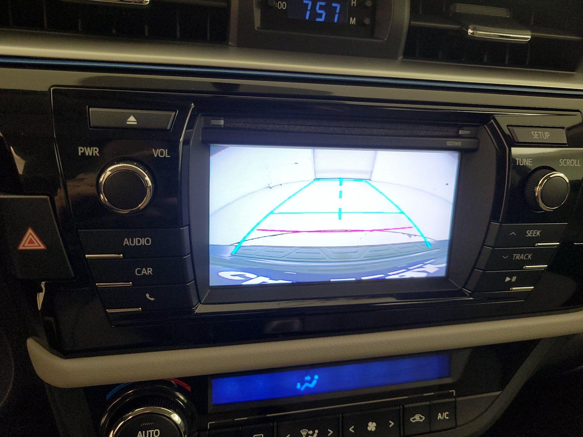 Thumbnail: 2014 Toyota Corolla - 14