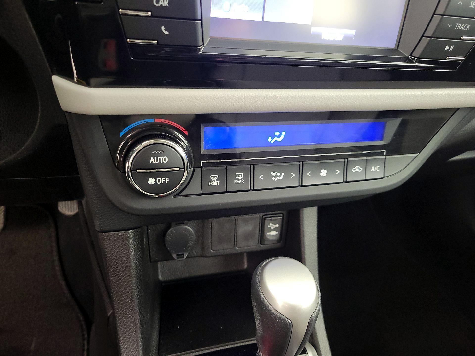 Thumbnail: 2014 Toyota Corolla - 16