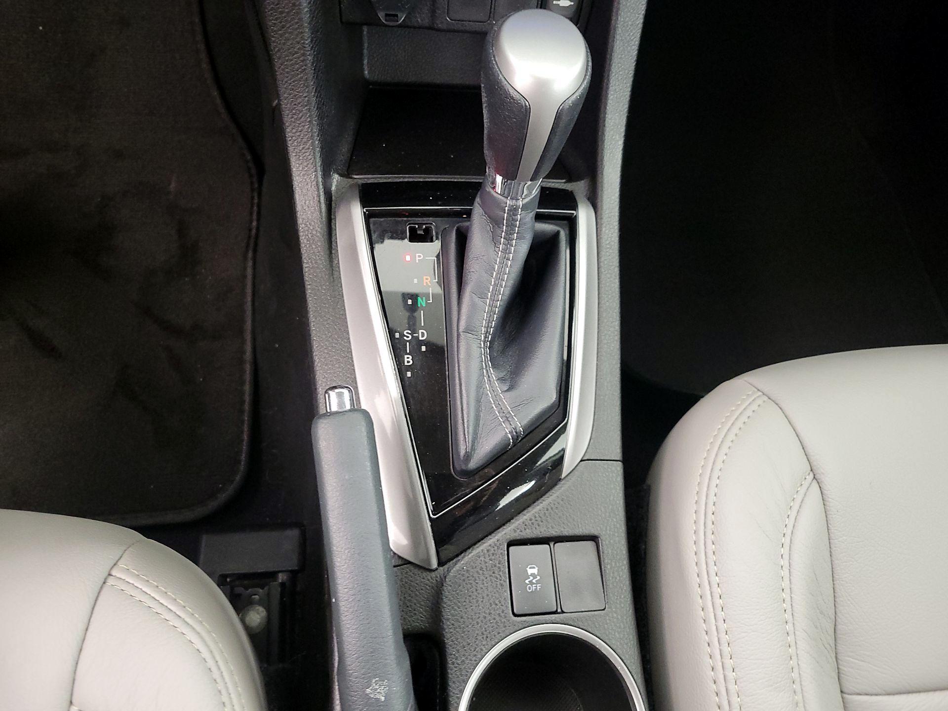 Thumbnail: 2014 Toyota Corolla - 17