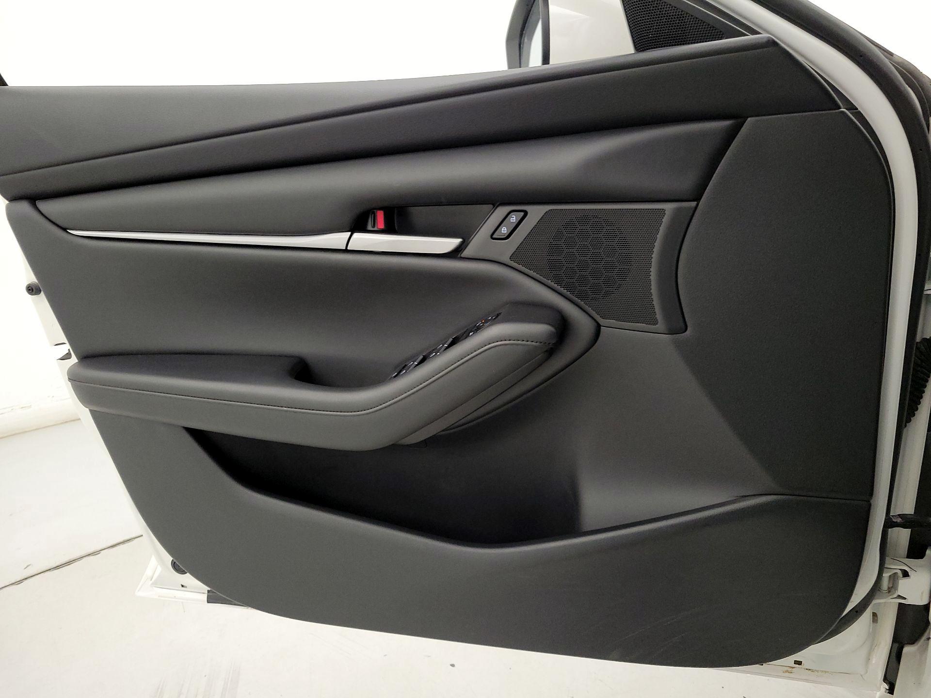 Thumbnail: 2023 Mazda Mazda3 - 12