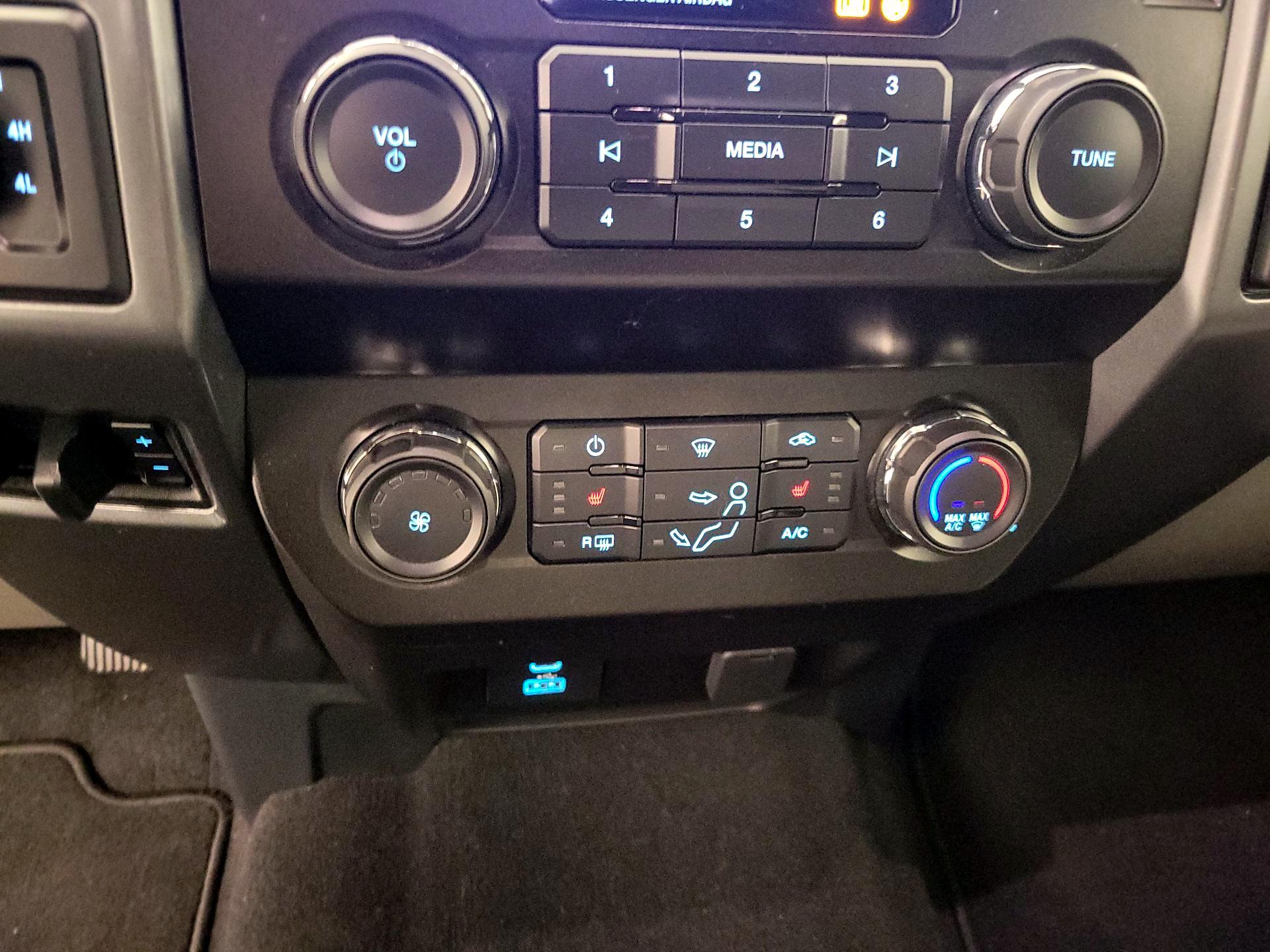 Thumbnail: 2022 Ford F-250 - 16