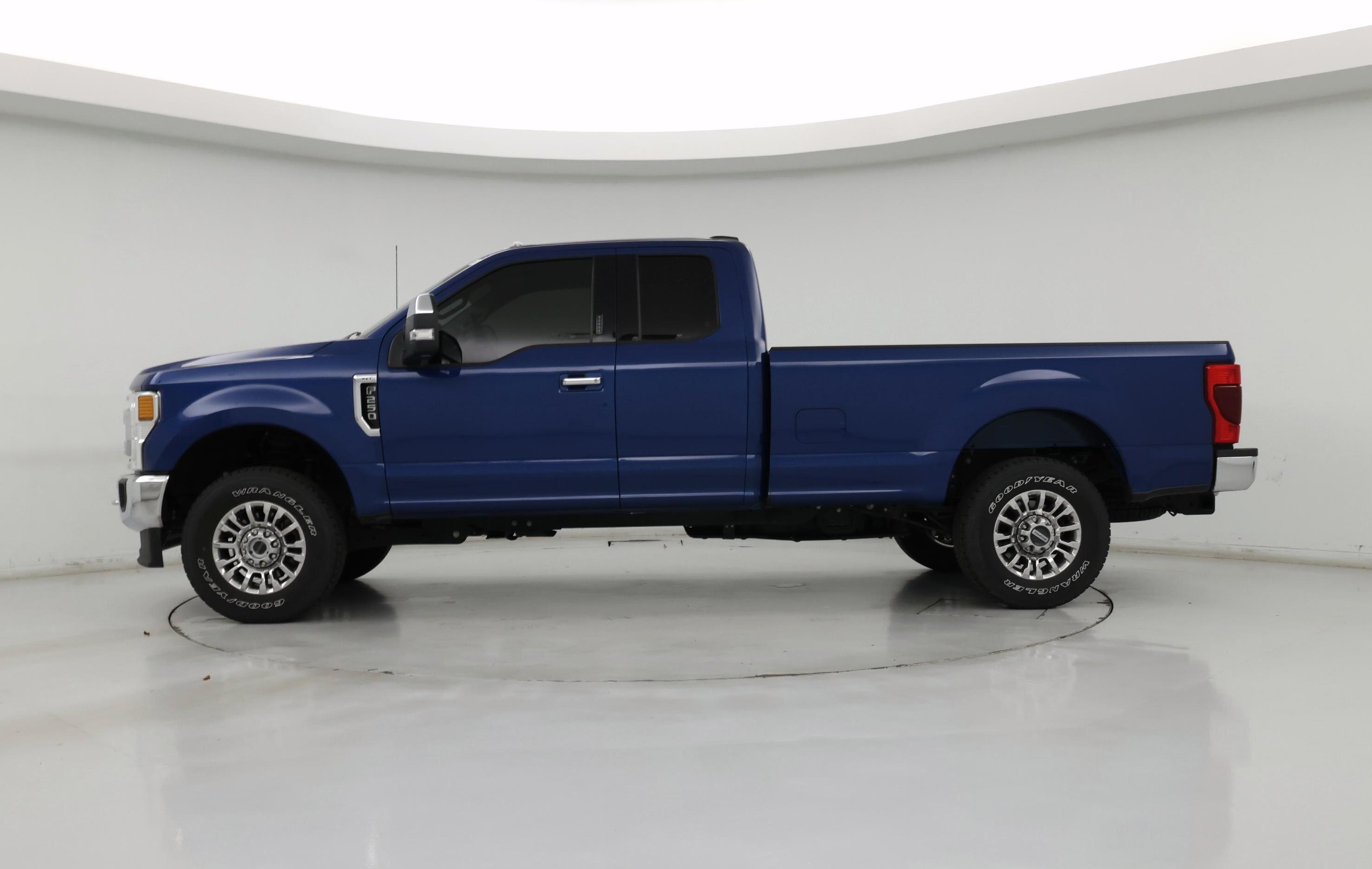 Thumbnail: 2022 Ford F-250 - 3