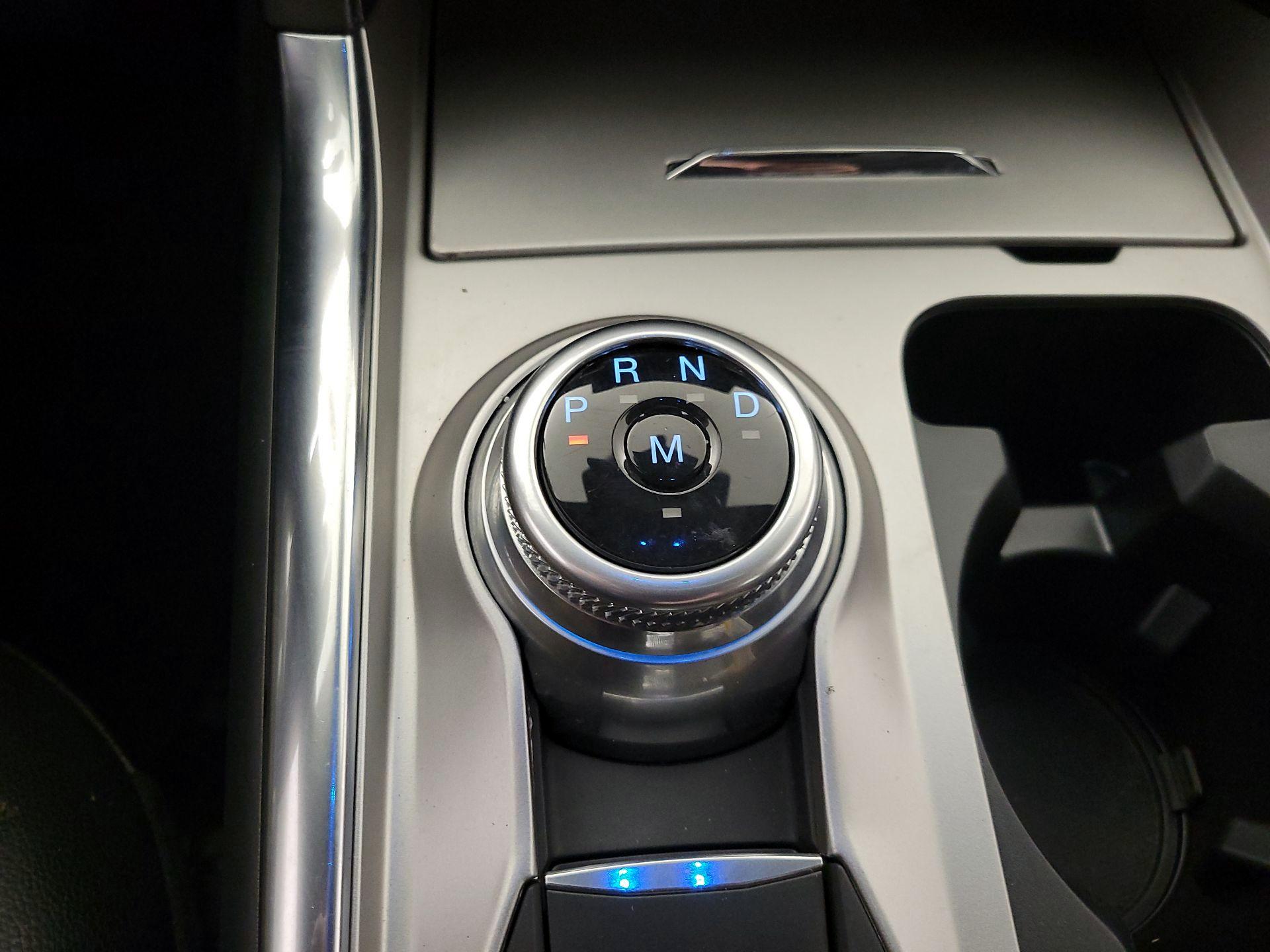 Thumbnail: 2020 Ford Explorer - 18