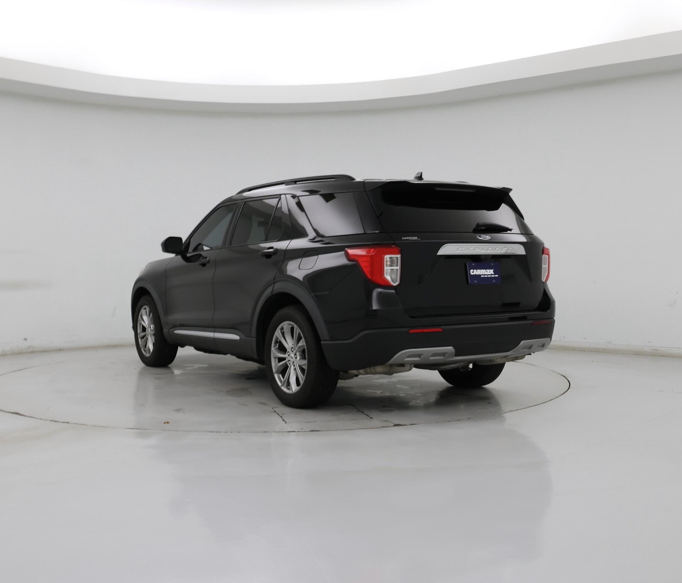 Thumbnail: 2020 Ford Explorer - 2