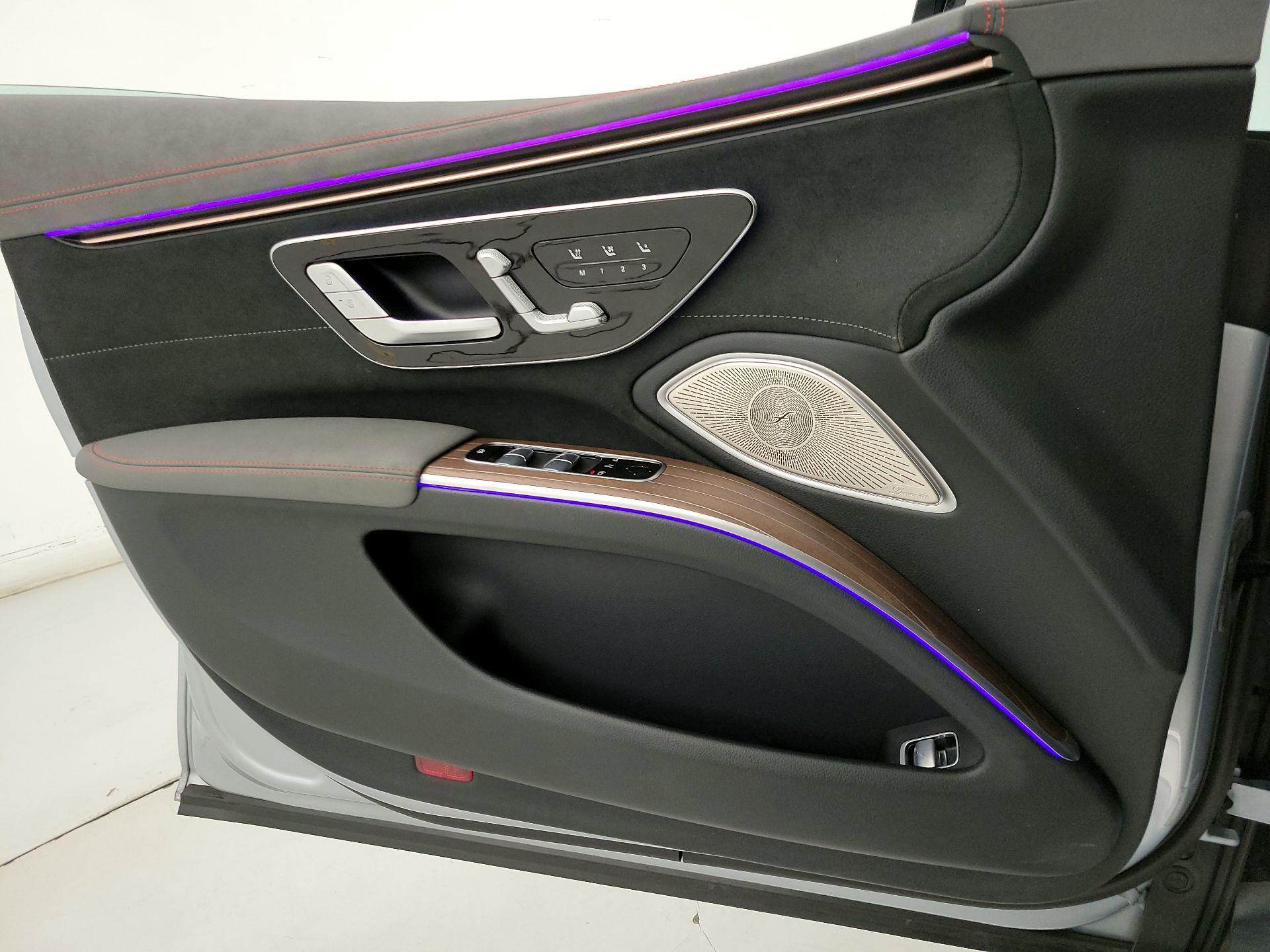 Thumbnail: 2023 Mercedes-Benz EQS - 12