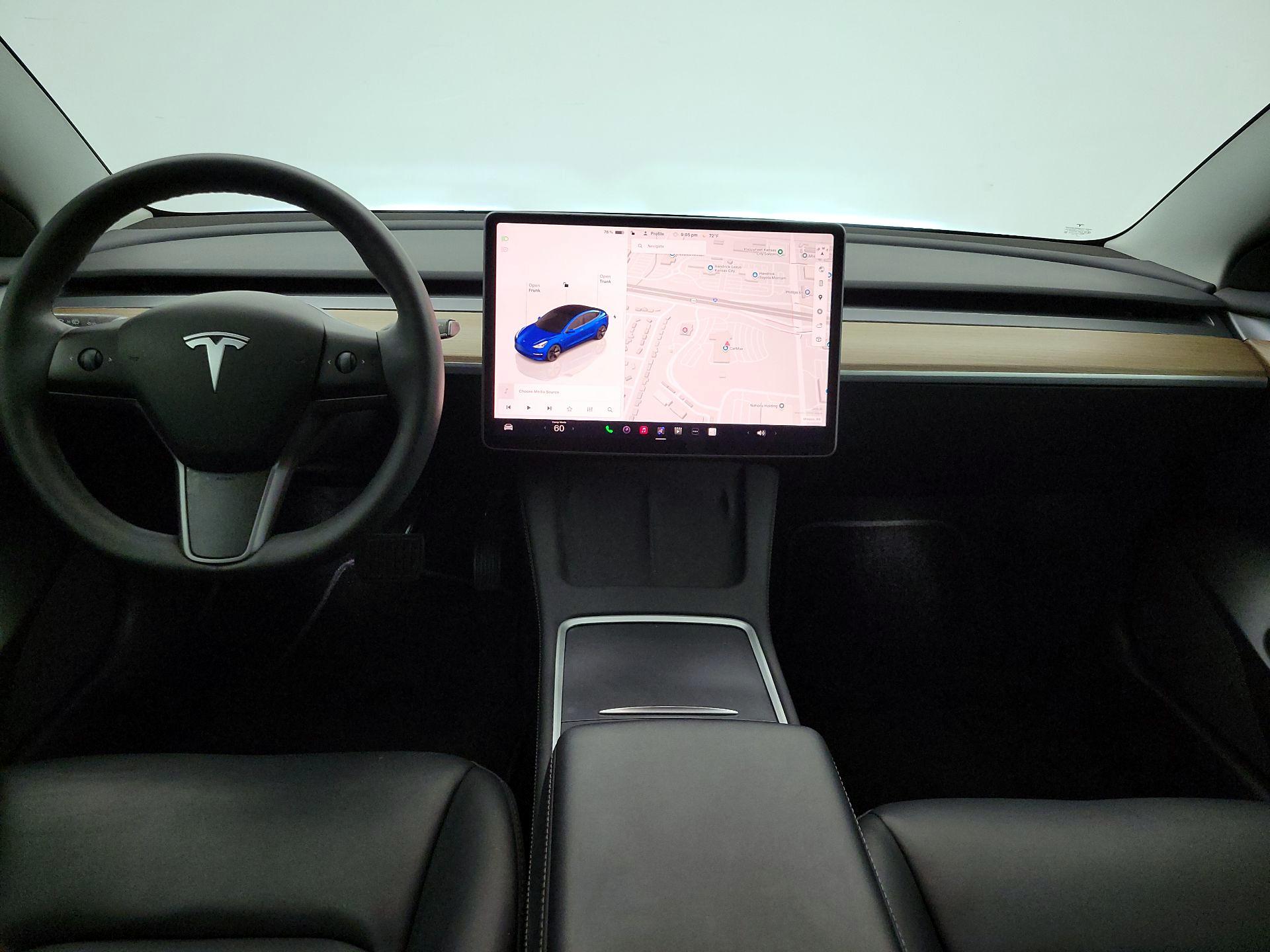 Thumbnail: 2023 Tesla Model 3 - 9