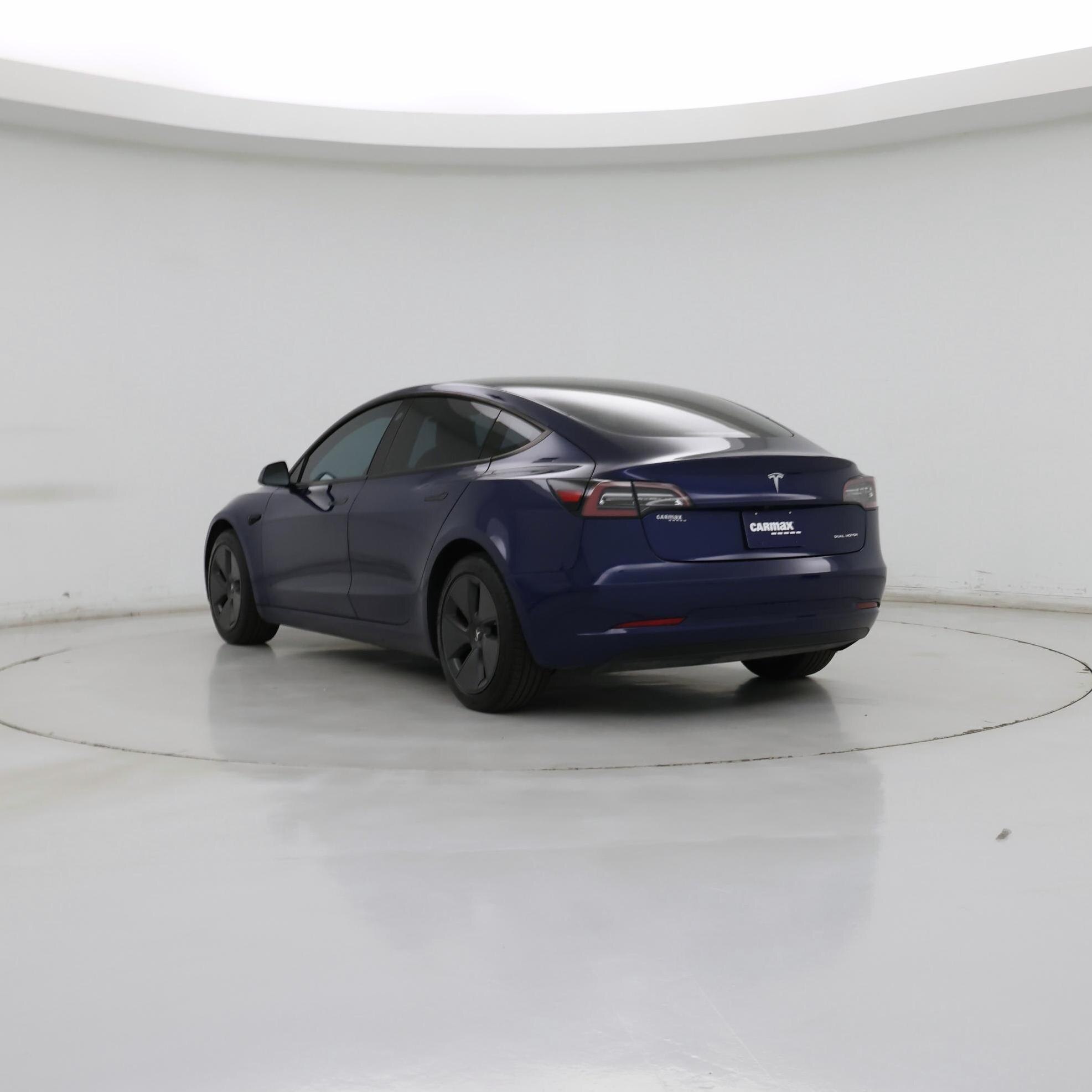 Thumbnail: 2023 Tesla Model 3 - 2