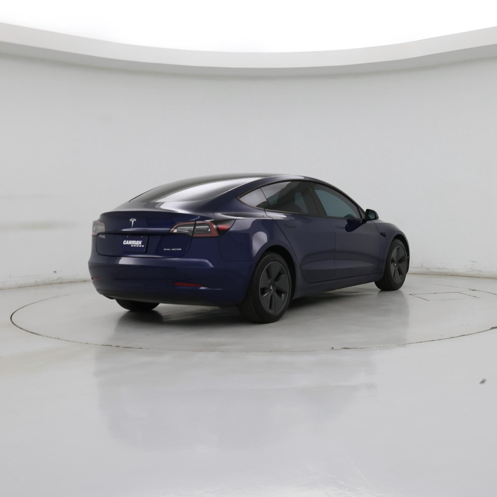 Thumbnail: 2023 Tesla Model 3 - 8