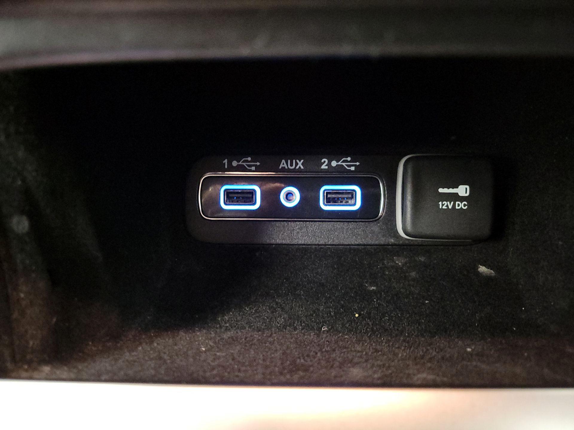 Thumbnail: 2018 Jeep Grand Cherokee - 18